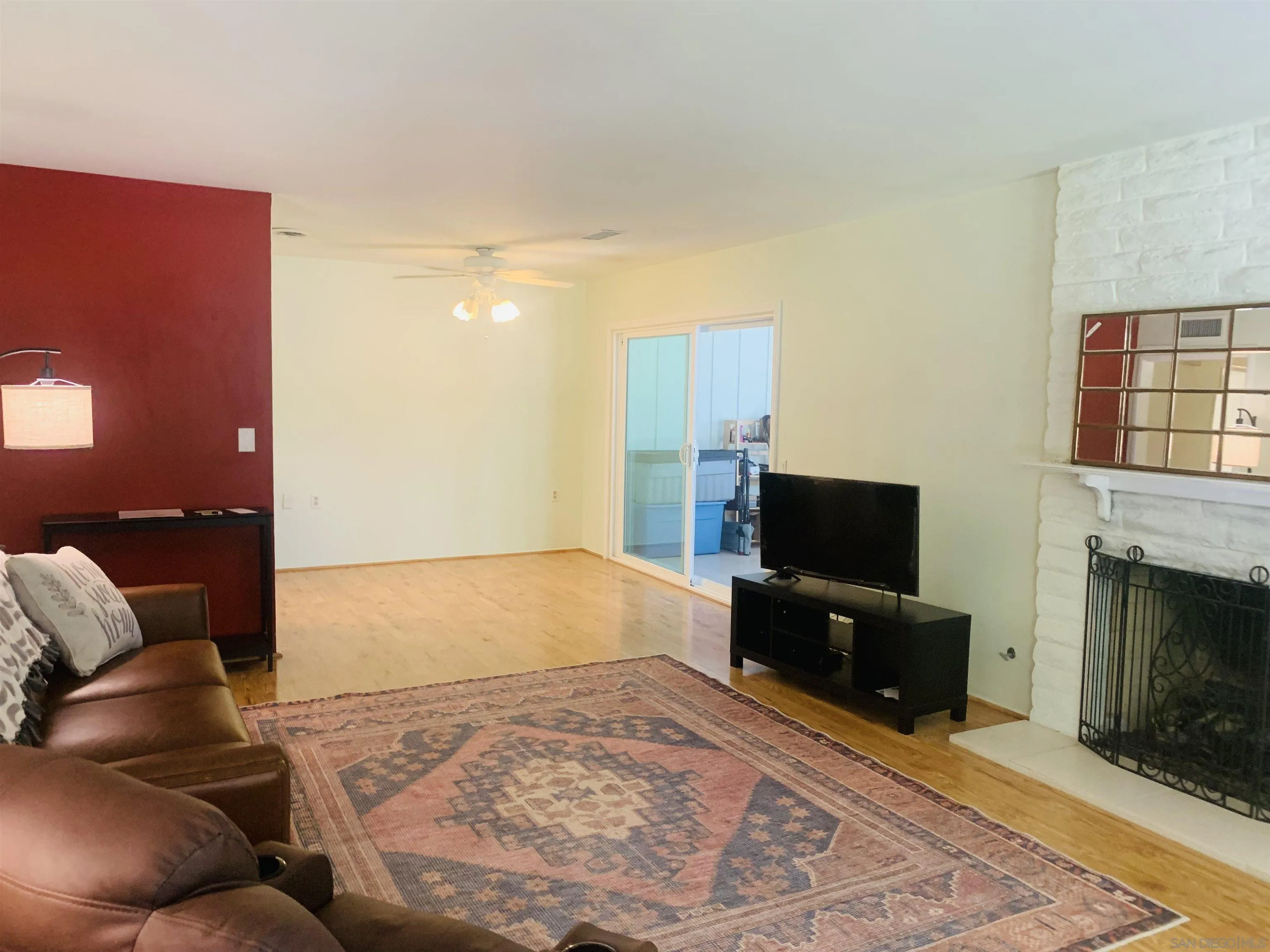 Photo #5: 230014506 Listing 