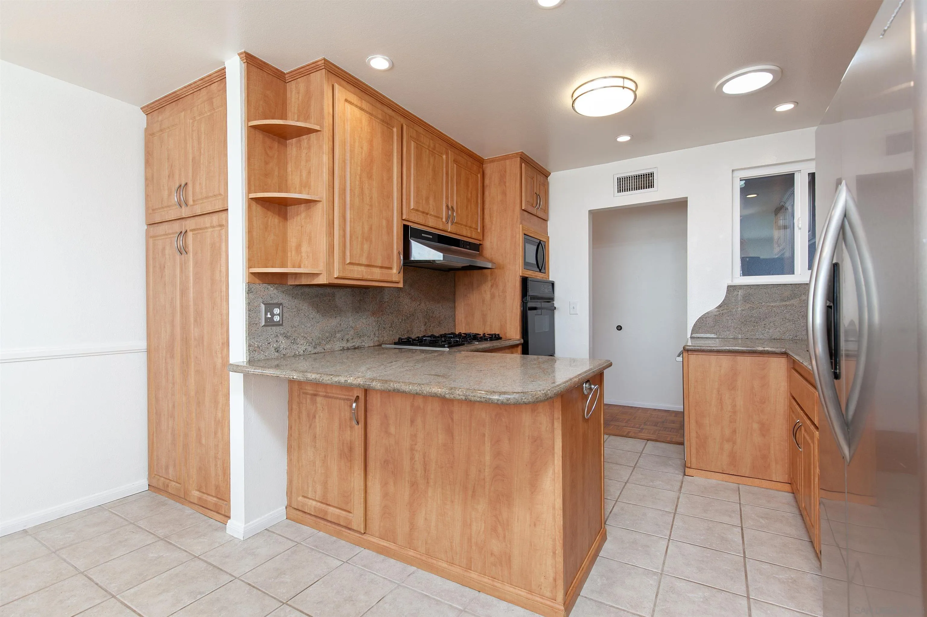 https://cdn.realtyfeed.com/cdn/127/230014554/2dc721aa71fd40cad1525387d69327e2.webp