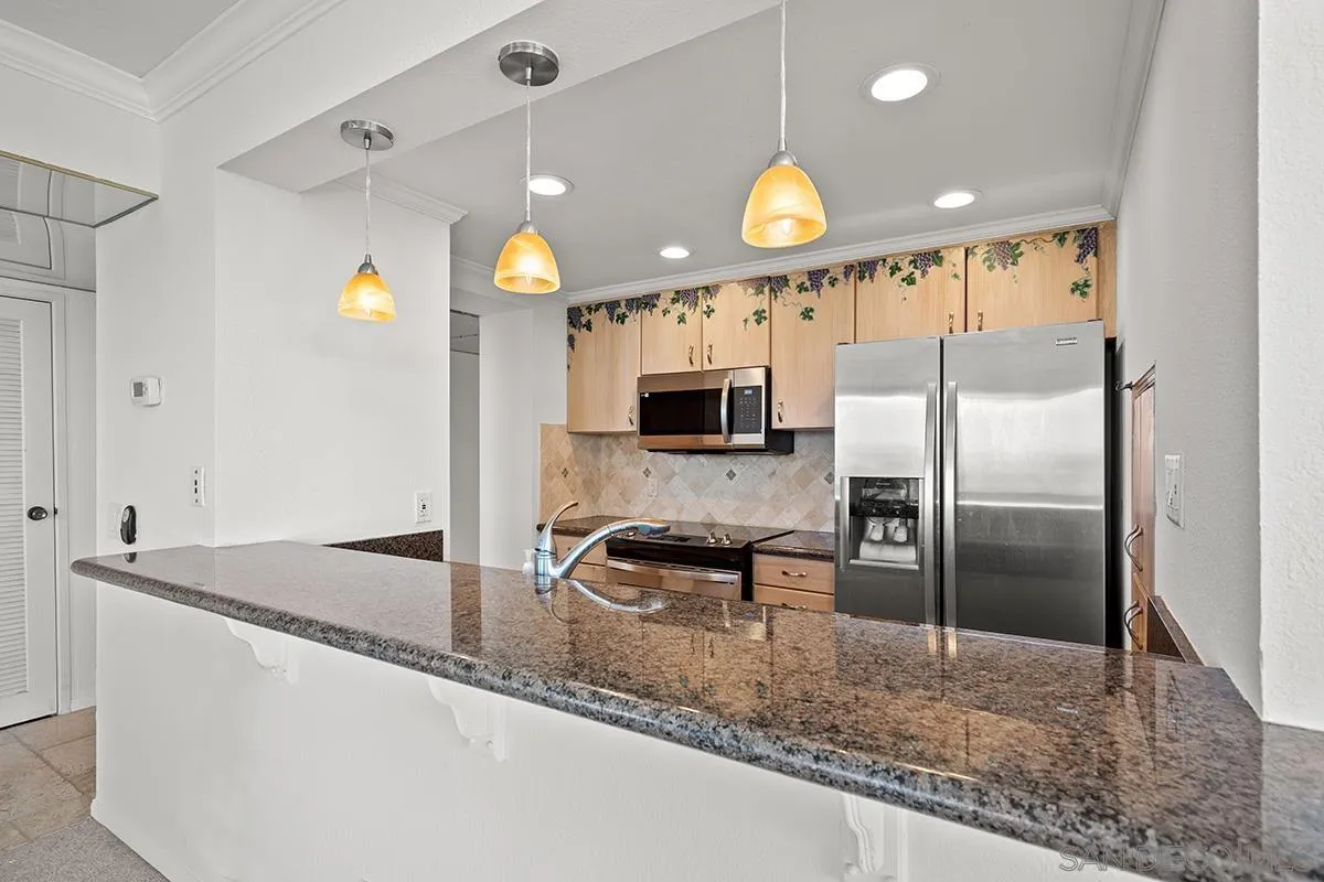 https://cdn.realtyfeed.com/cdn/127/230014924/87e07285550b10407393a170e557b7a5.webp