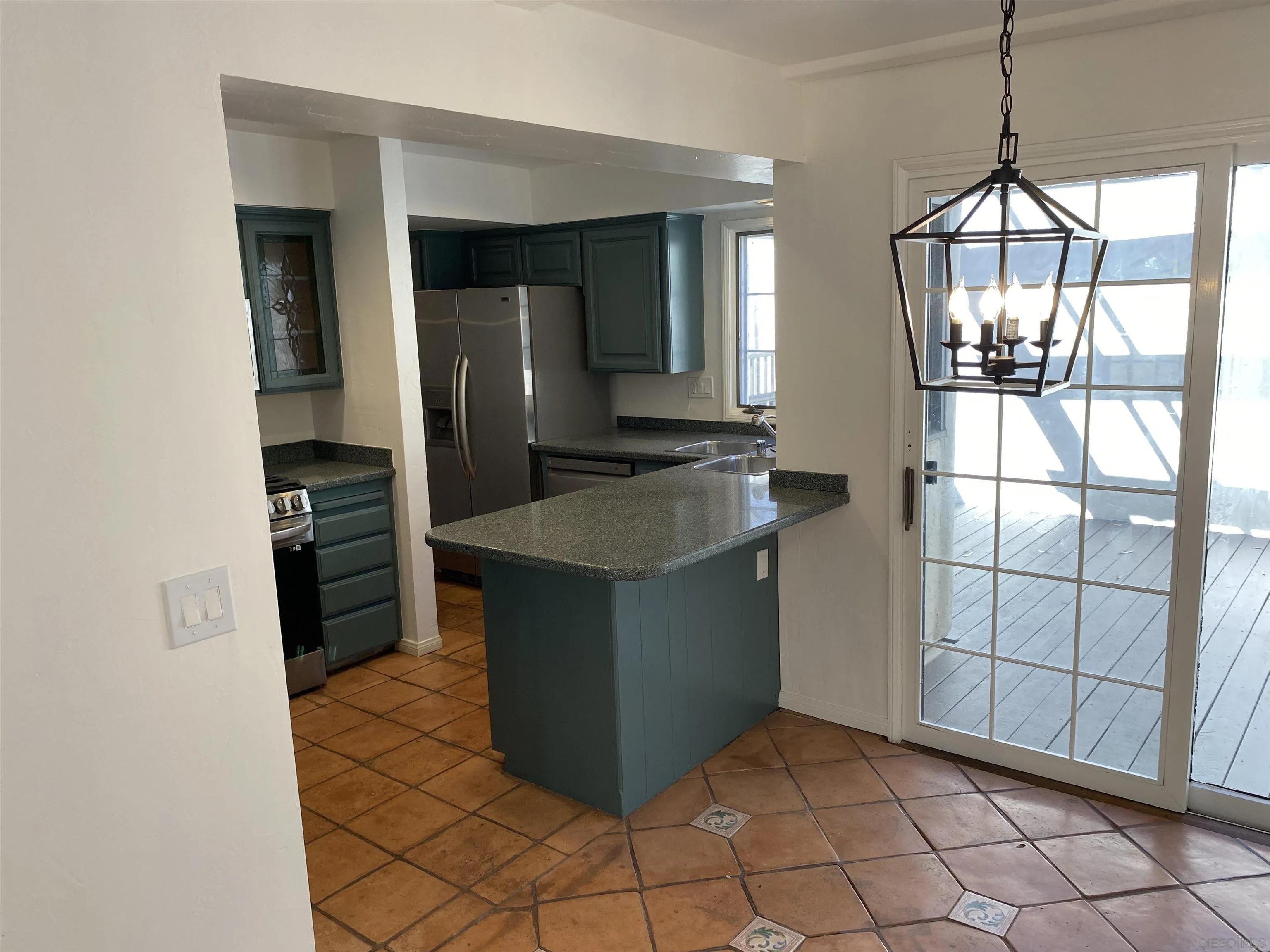 Photo #3: 230014931 Listing 