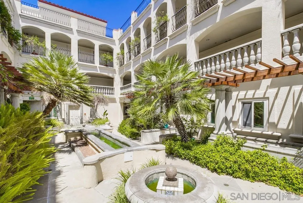 Photo #4: 230015064 Listing 