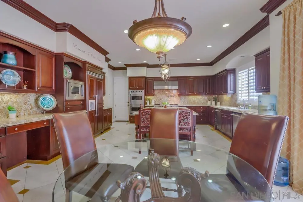 https://cdn.realtyfeed.com/cdn/127/230015867/54981e948539f099dcf3867f3ce8a639.webp