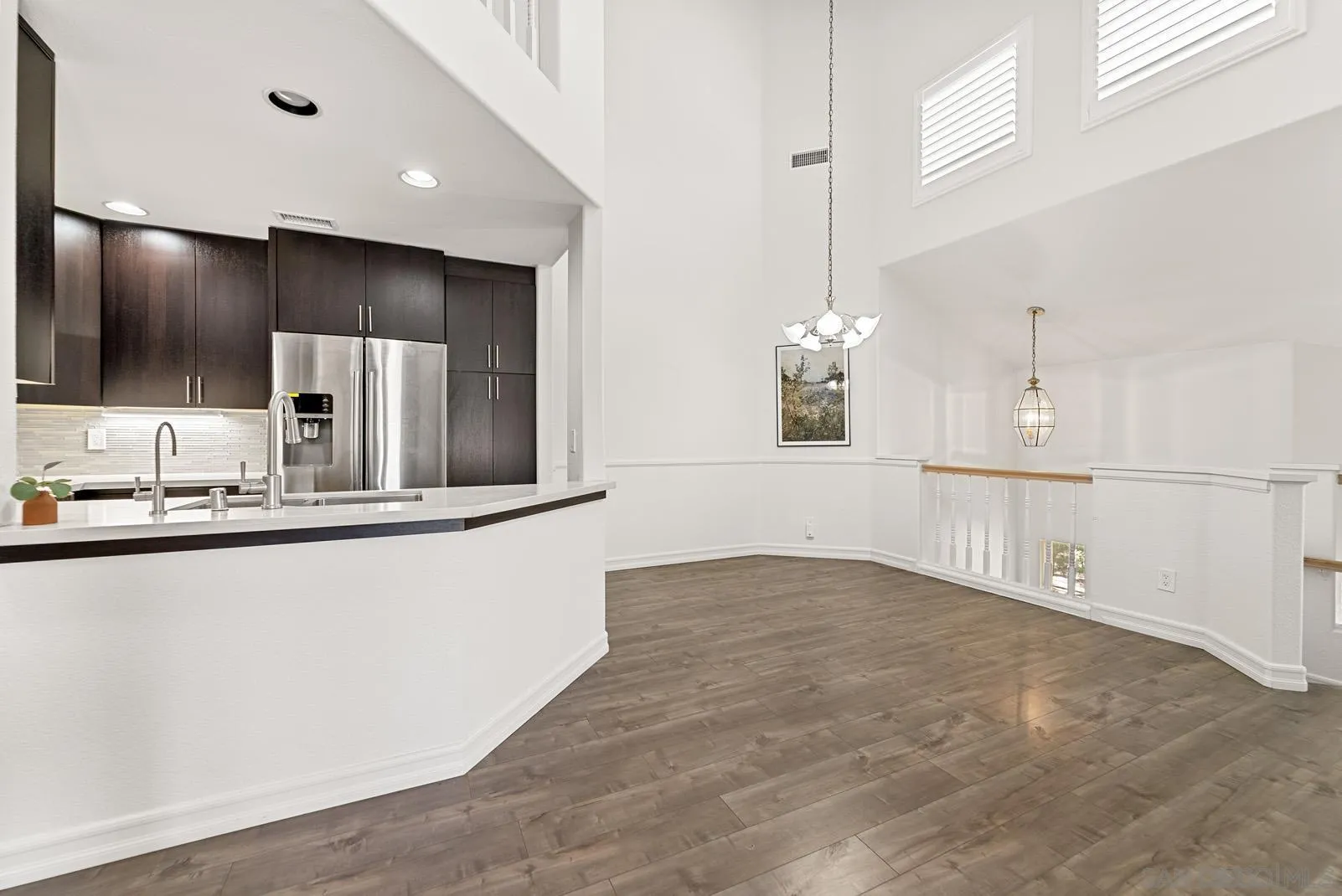 Photo #6: 230015934 Listing 
