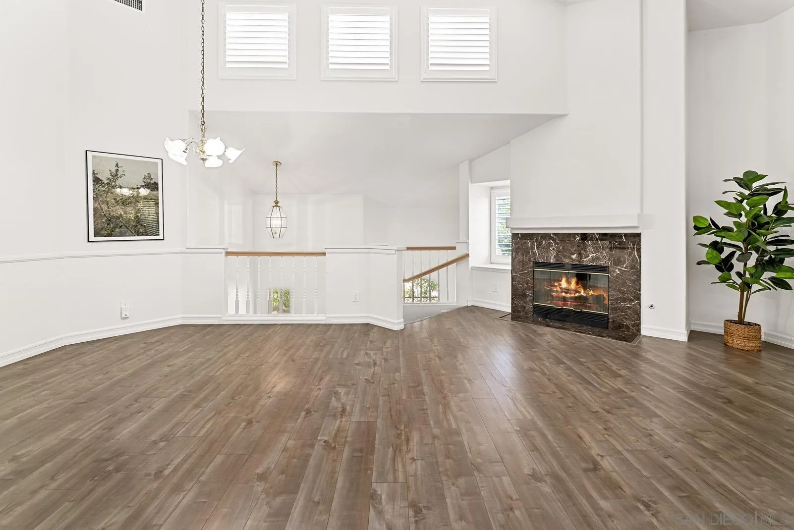 Photo #4: 230015934 Listing 