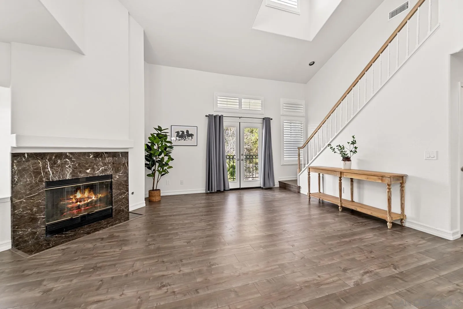 Photo #5: 230015934 Listing 