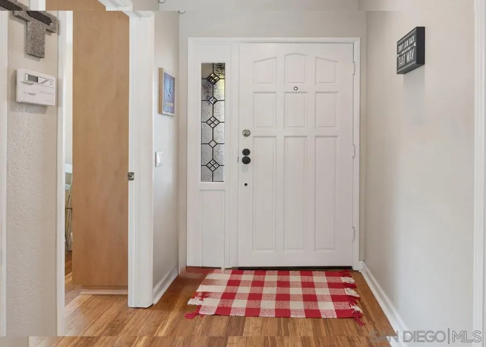 Photo #2: 230015975 Listing 