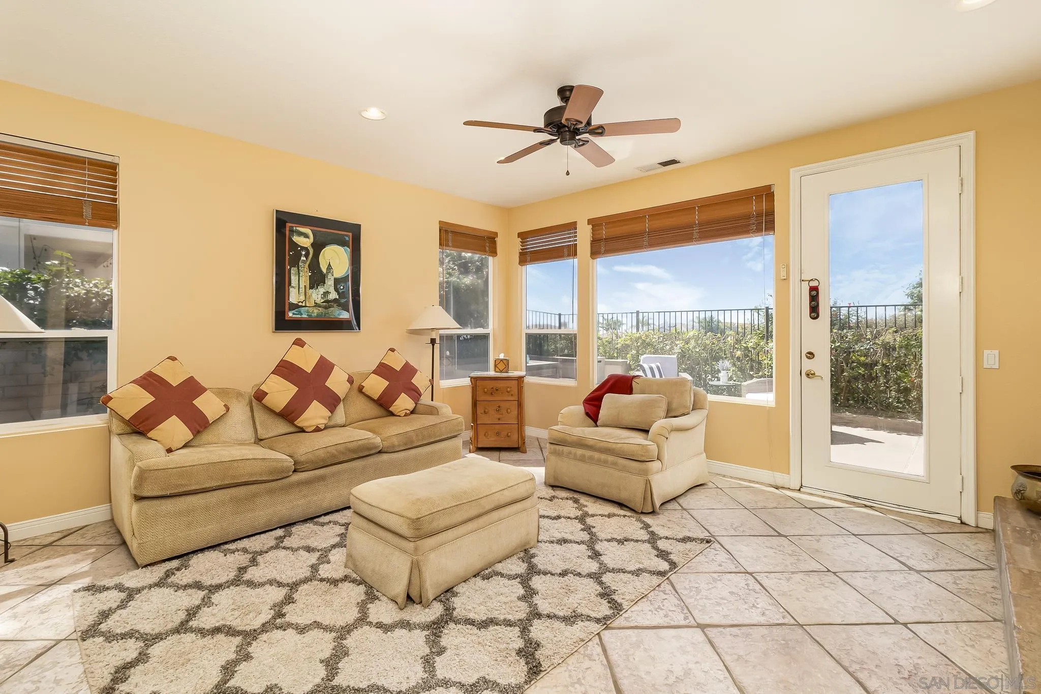https://cdn.realtyfeed.com/cdn/127/230017507/cce04c700404753c37bf86a5ef1ce6d8.webp