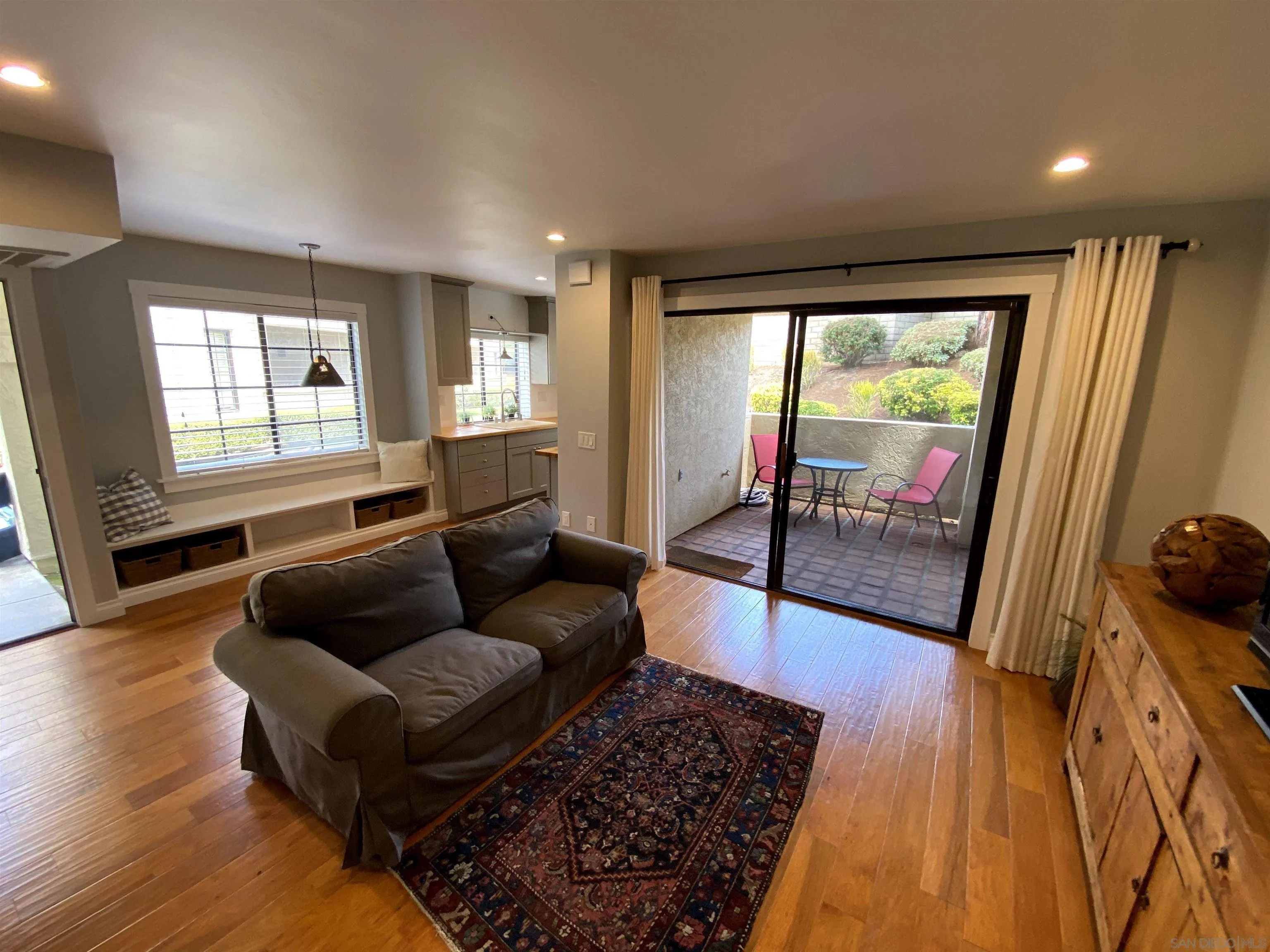 Photo #3: 230017583 Listing 