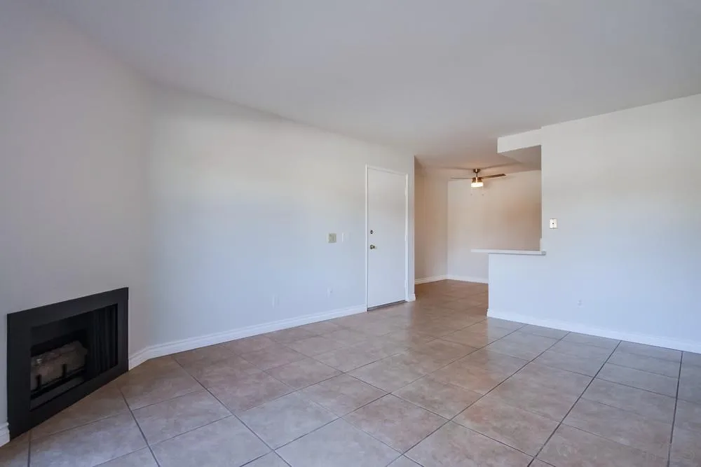 Photo #3: 230017592 Listing 
