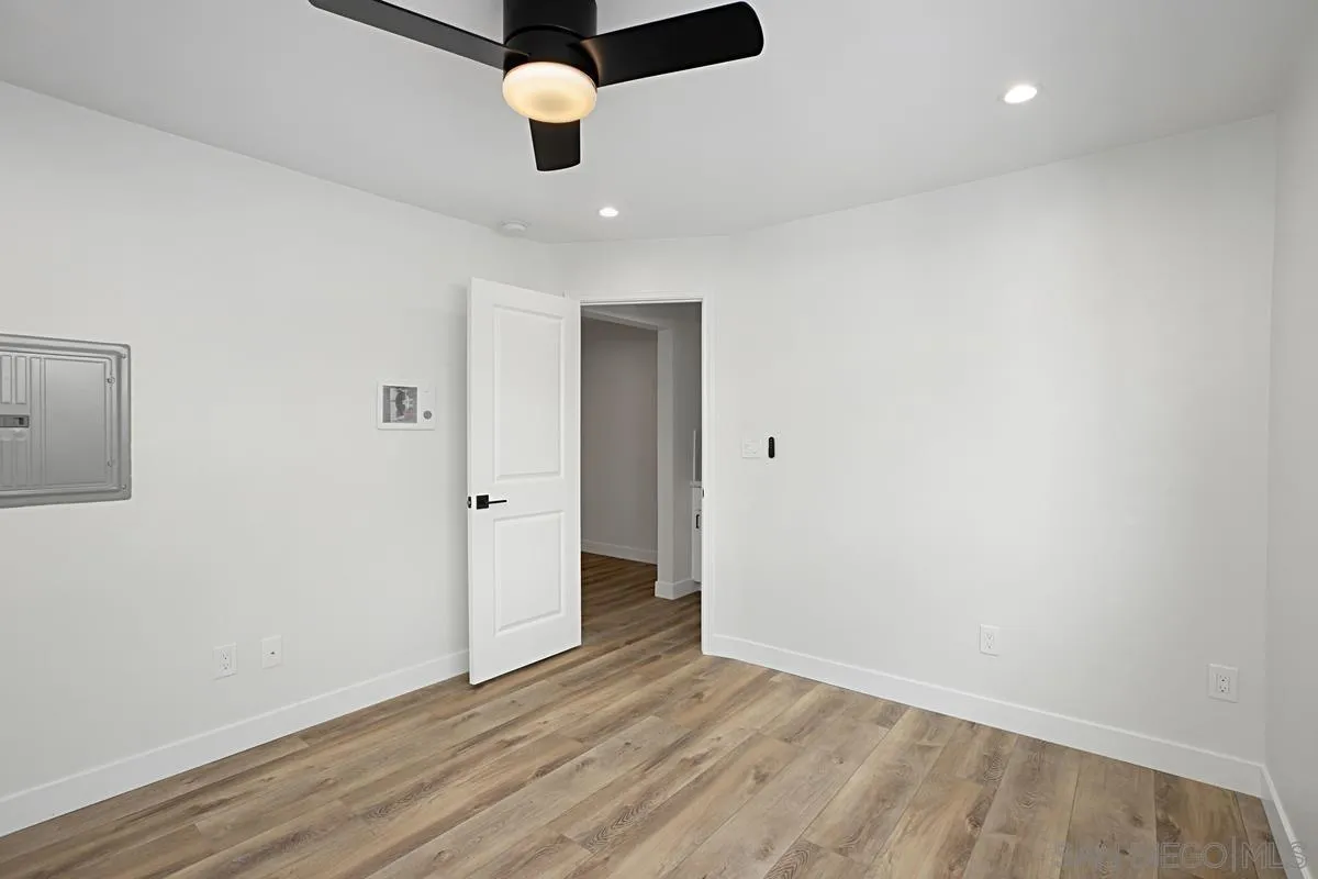 https://cdn.realtyfeed.com/cdn/127/230017936/203762cb355d4aac108f623d8707e89a.webp