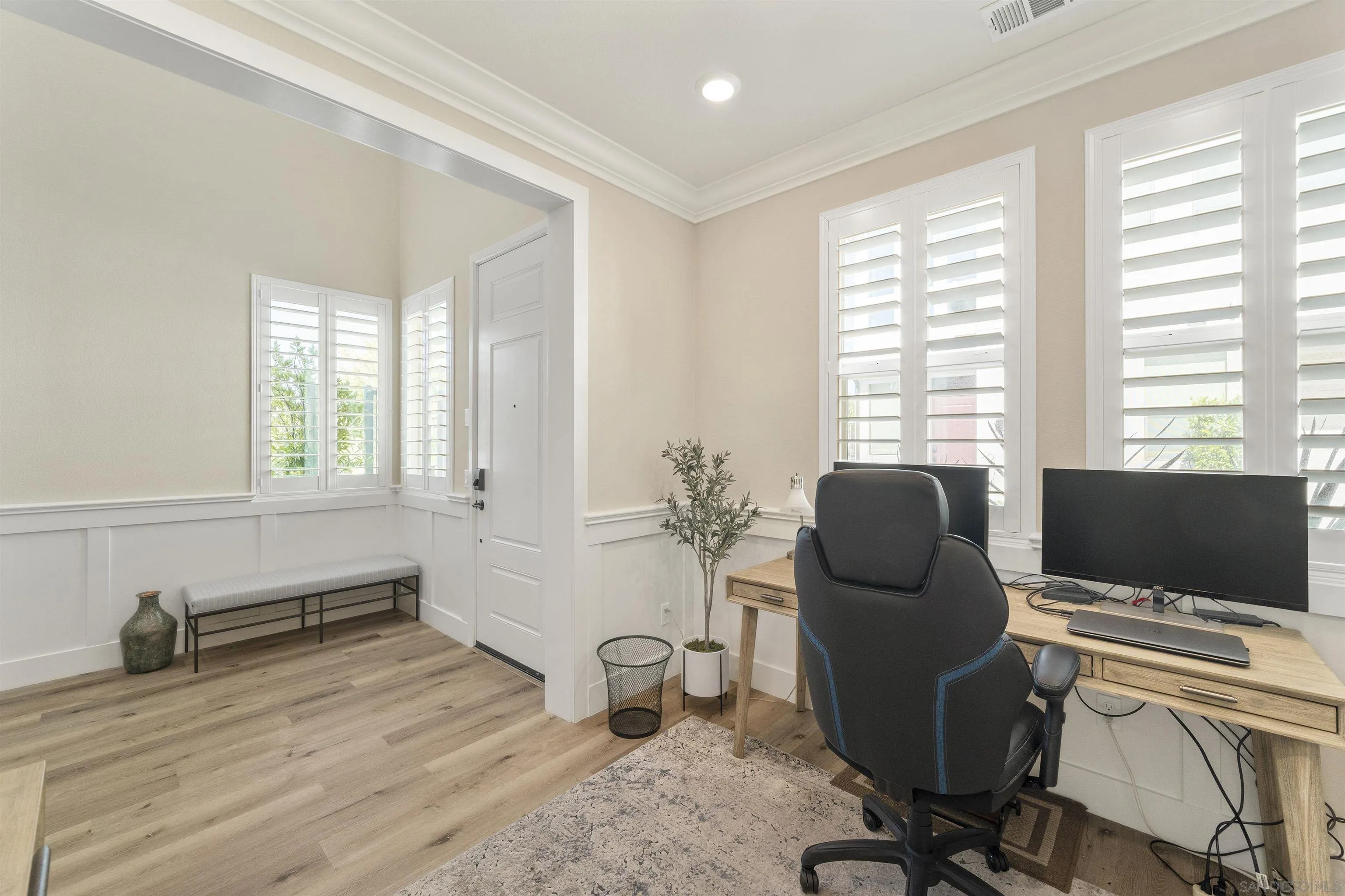 Photo #4: 230018093 Listing 