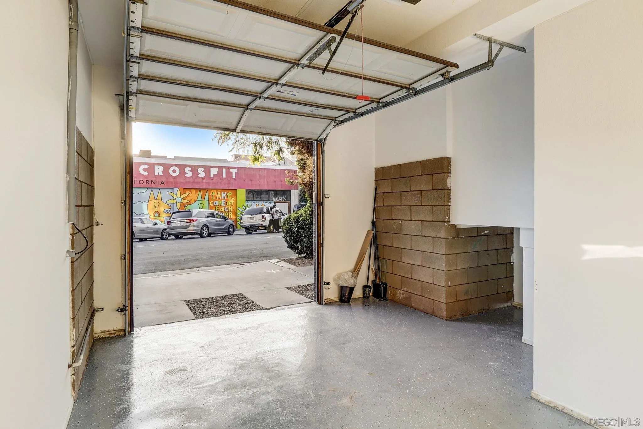 https://cdn.realtyfeed.com/cdn/127/230018158/4652ff7542f1c1f8359aff77848a6282.webp