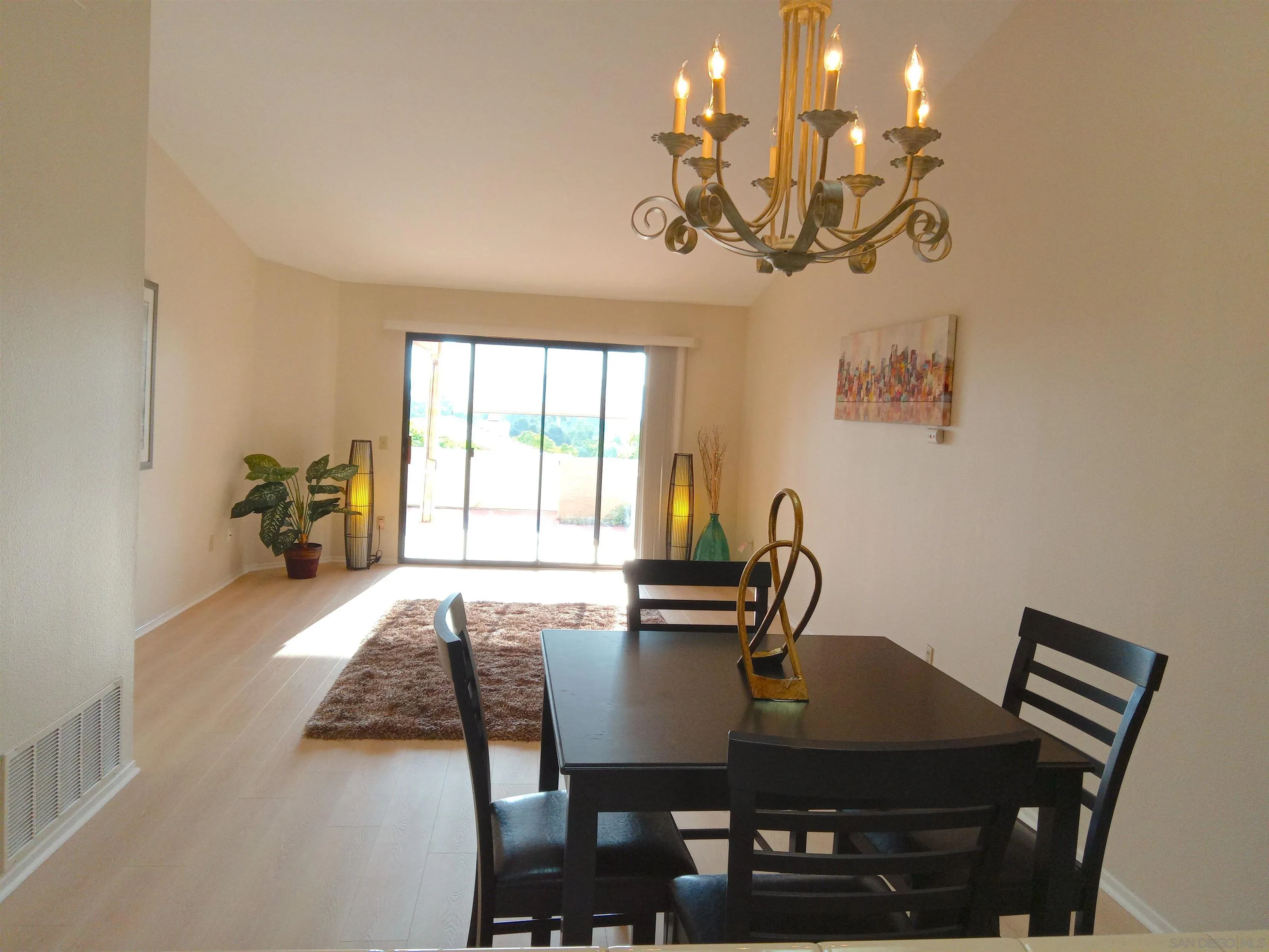 Photo #2: 230018238 Listing 