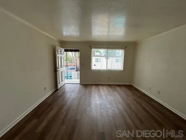 Photo #6: 230018446 Listing 