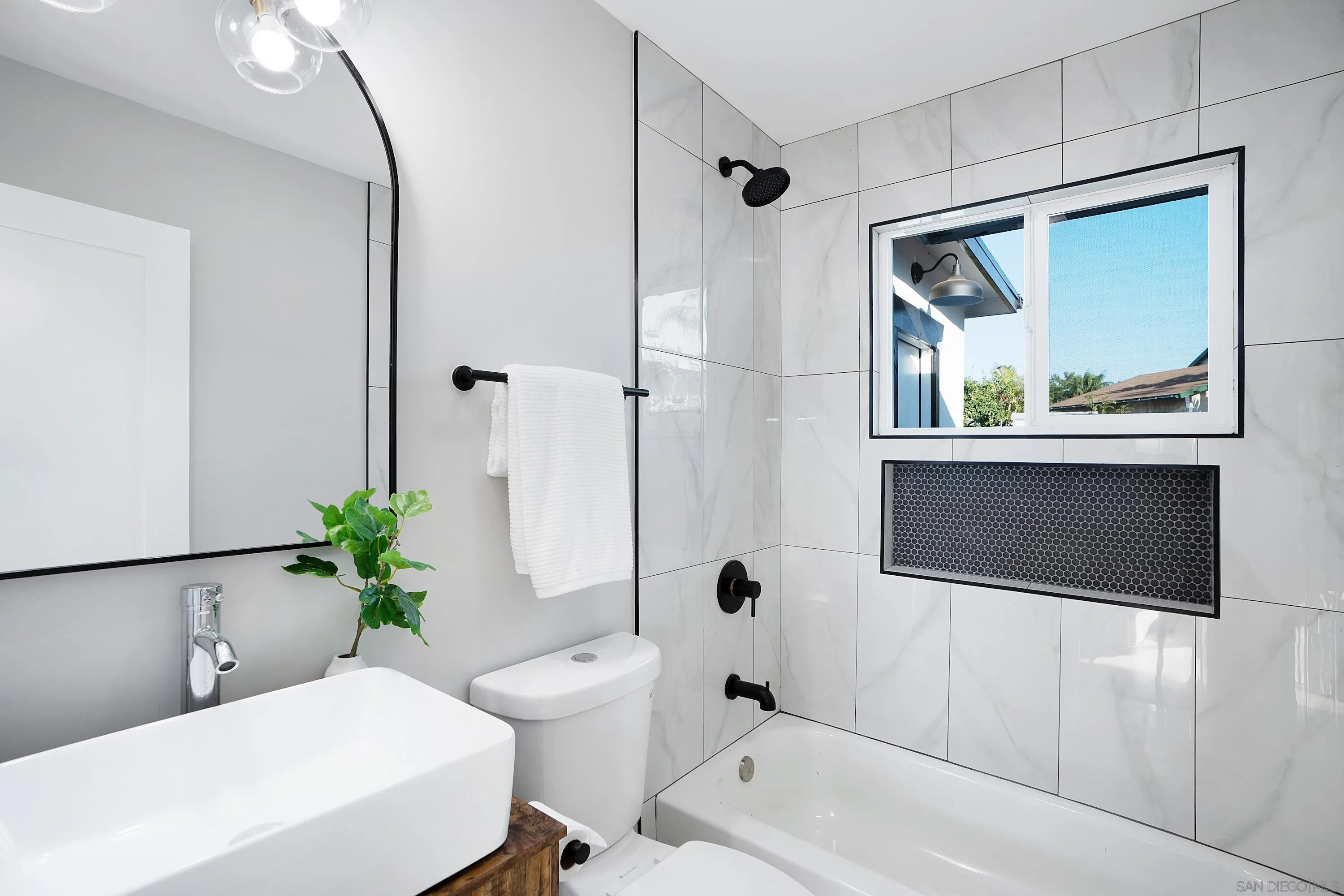 https://cdn.realtyfeed.com/cdn/127/230019073/5631e5284723c893647306ef9f91ed32.webp