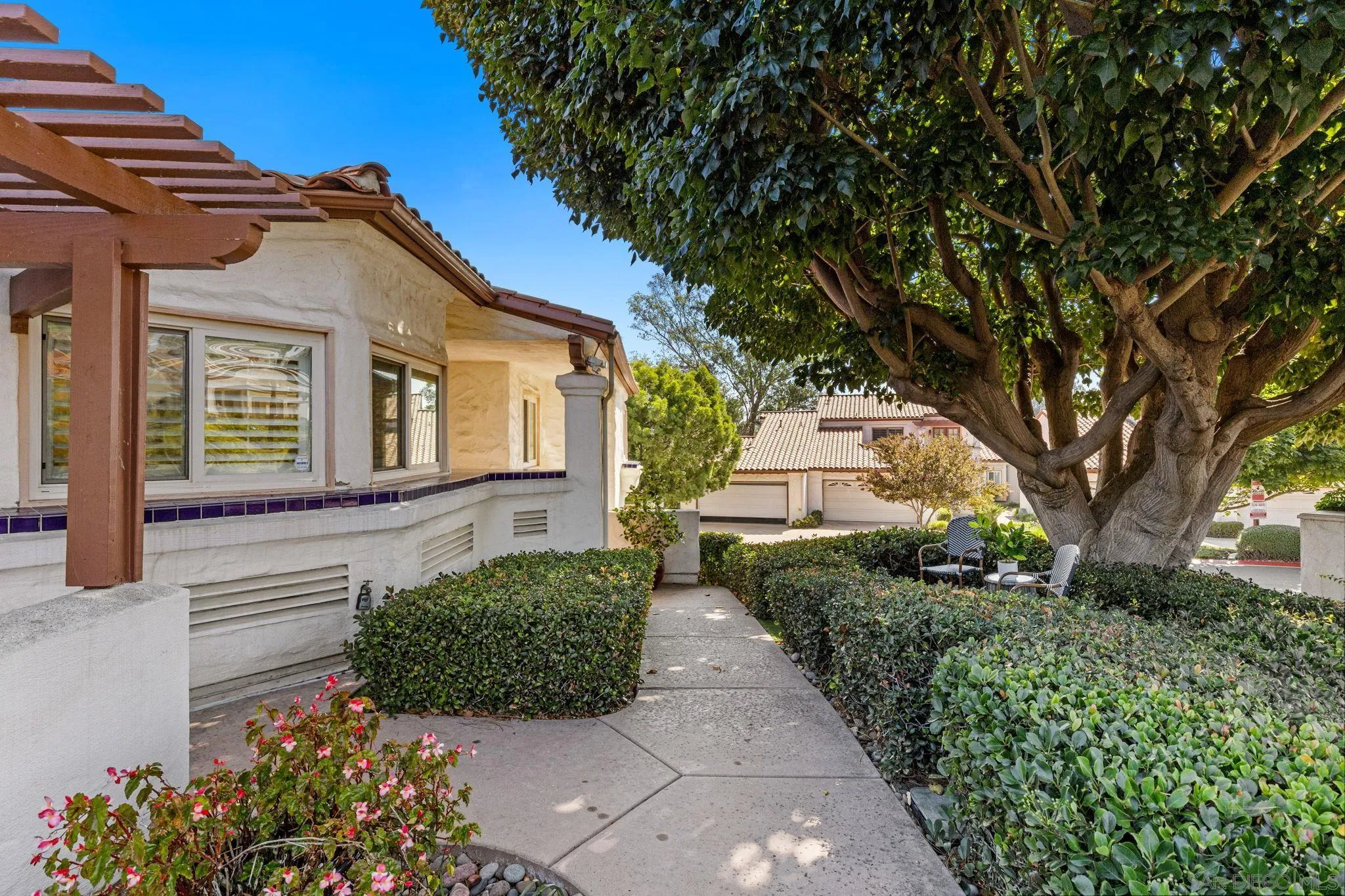 Photo #4: 230019119 Listing 