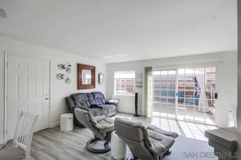 Photo #6: 230019204 Listing 