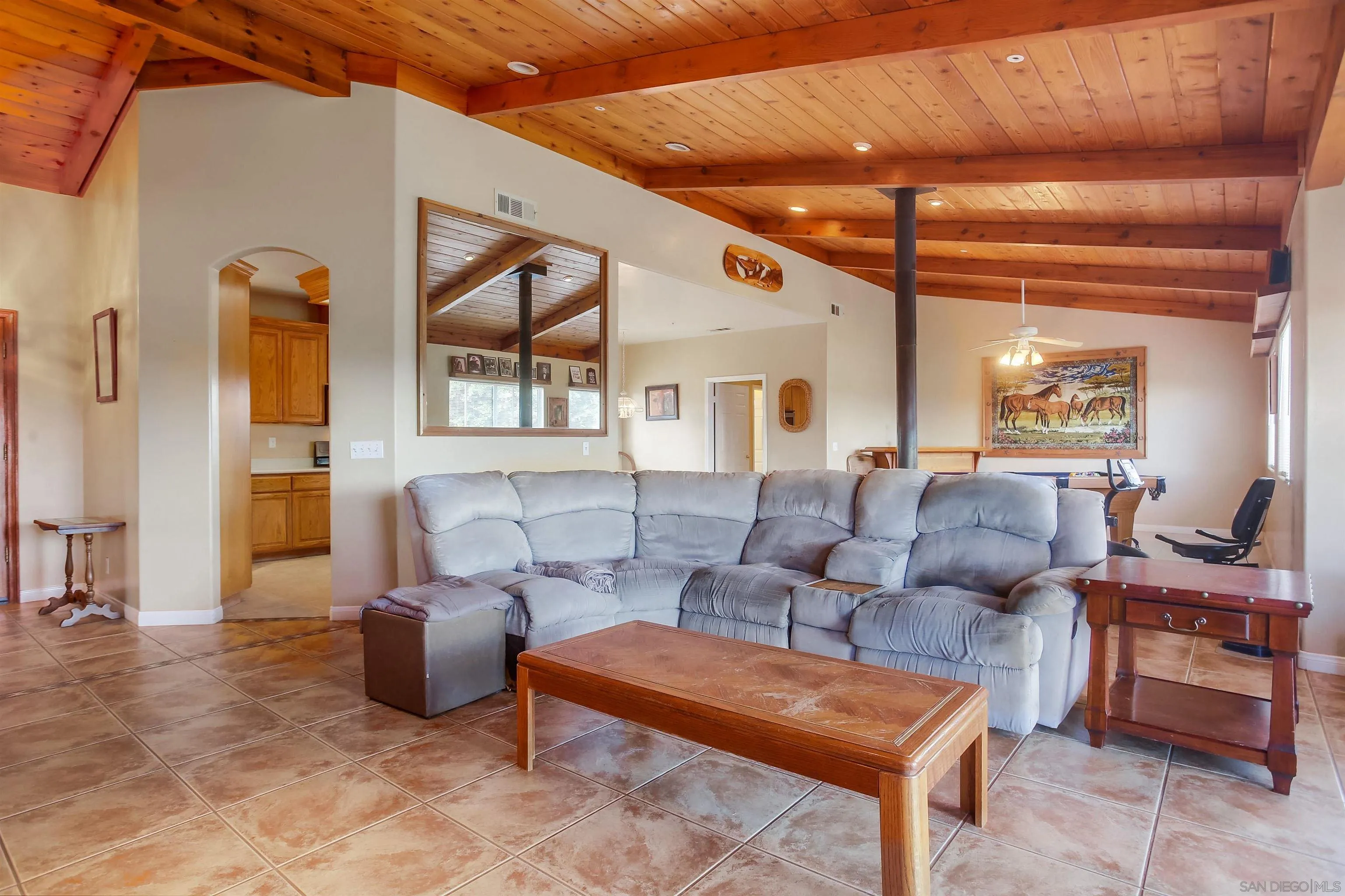 https://cdn.realtyfeed.com/cdn/127/230019527/804e2da6a5159ddc7921226022252e08.webp