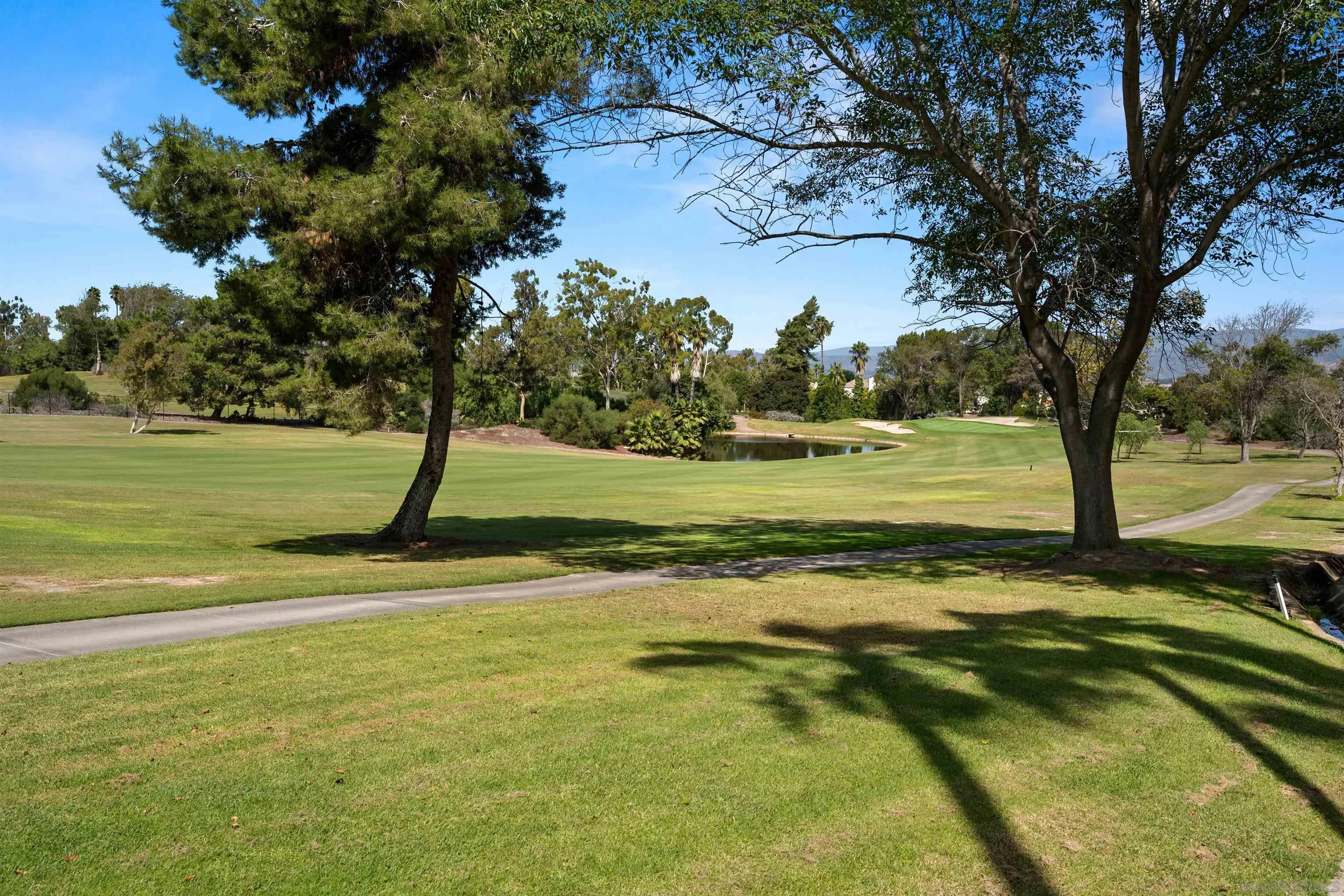 https://cdn.realtyfeed.com/cdn/127/230019546/48298a056f1b889dfd1ba66a8037e6f6.webp