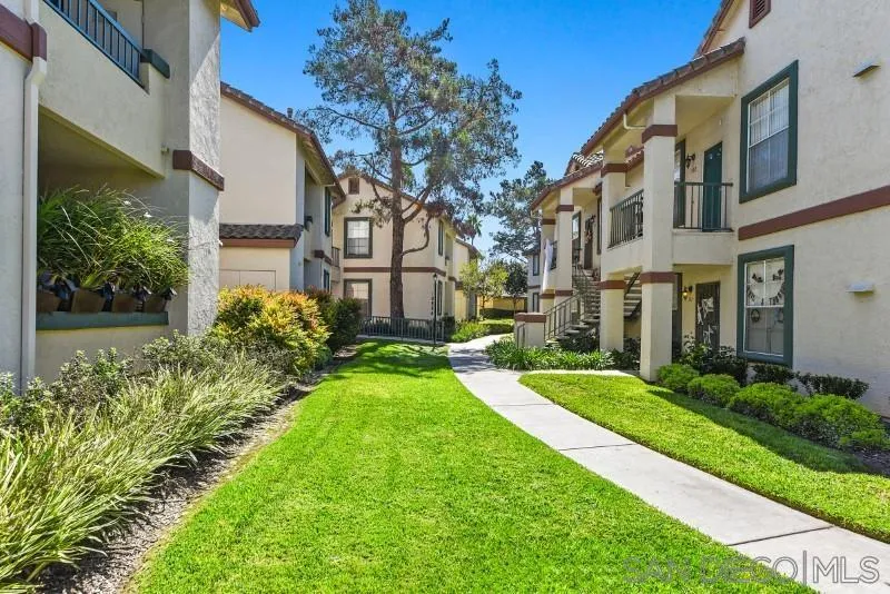 Photo #3: 230019637 Listing 