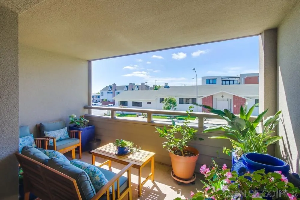 Photo #5: 230020129 Listing 