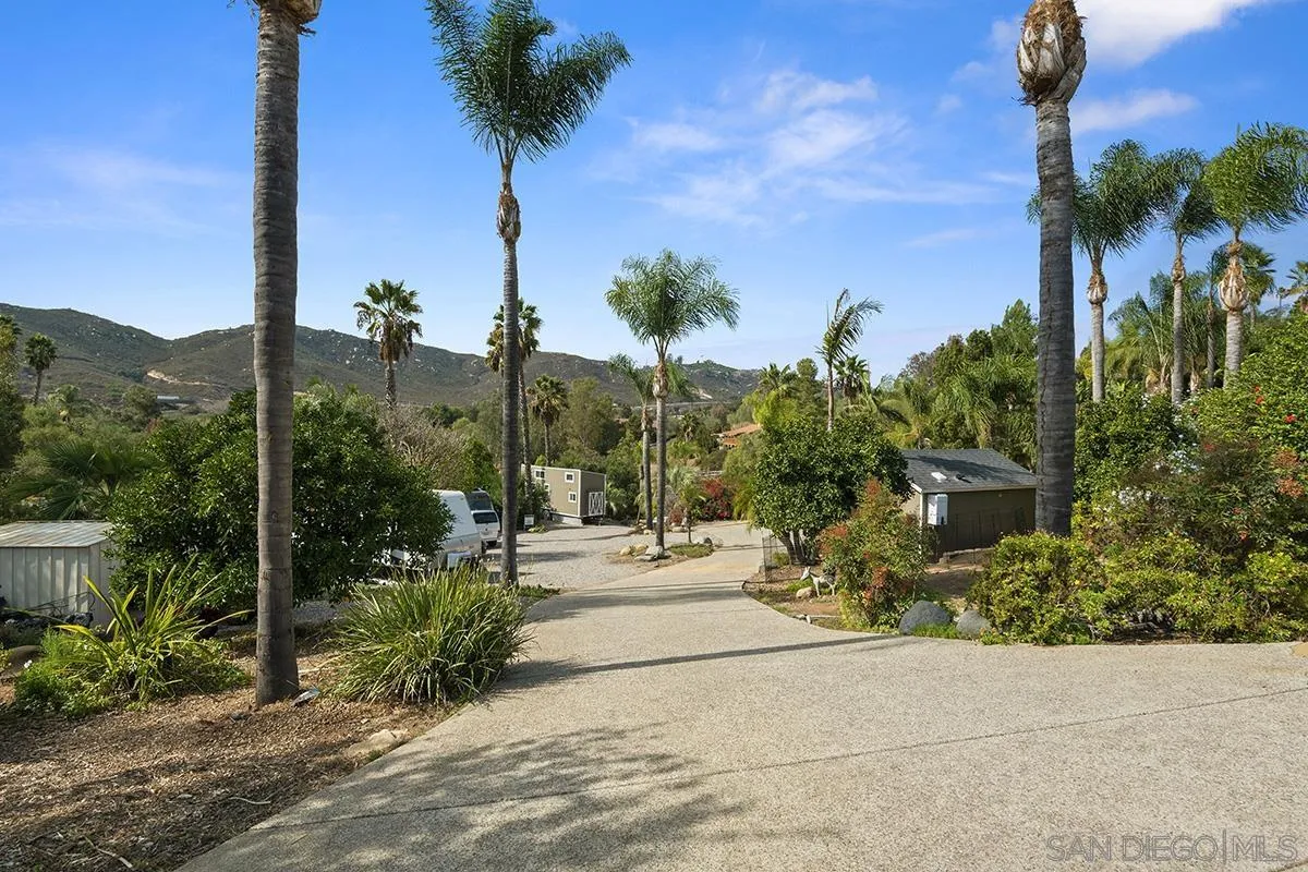 https://cdn.realtyfeed.com/cdn/127/230020646/6b2c64442b8677db2567034e83e3b3c2.webp