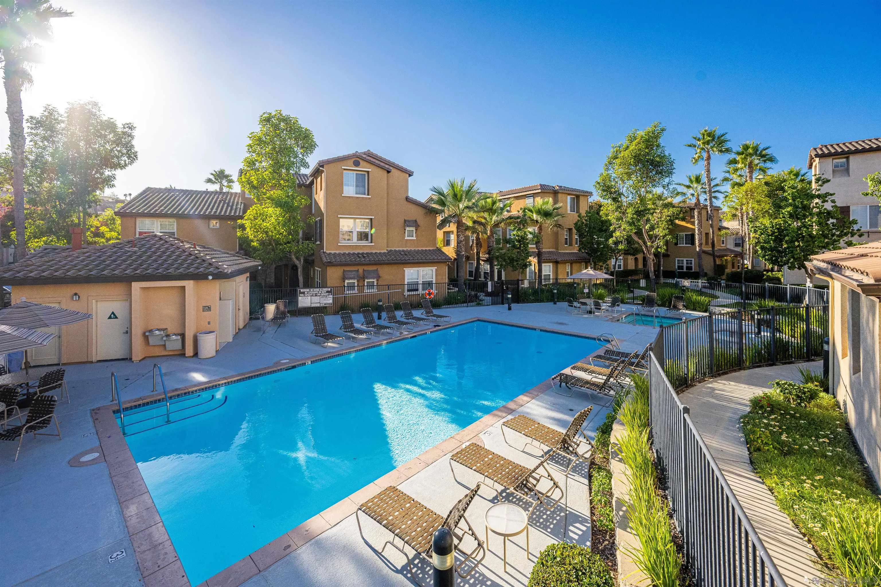 Photo #4: 230021185 Listing 