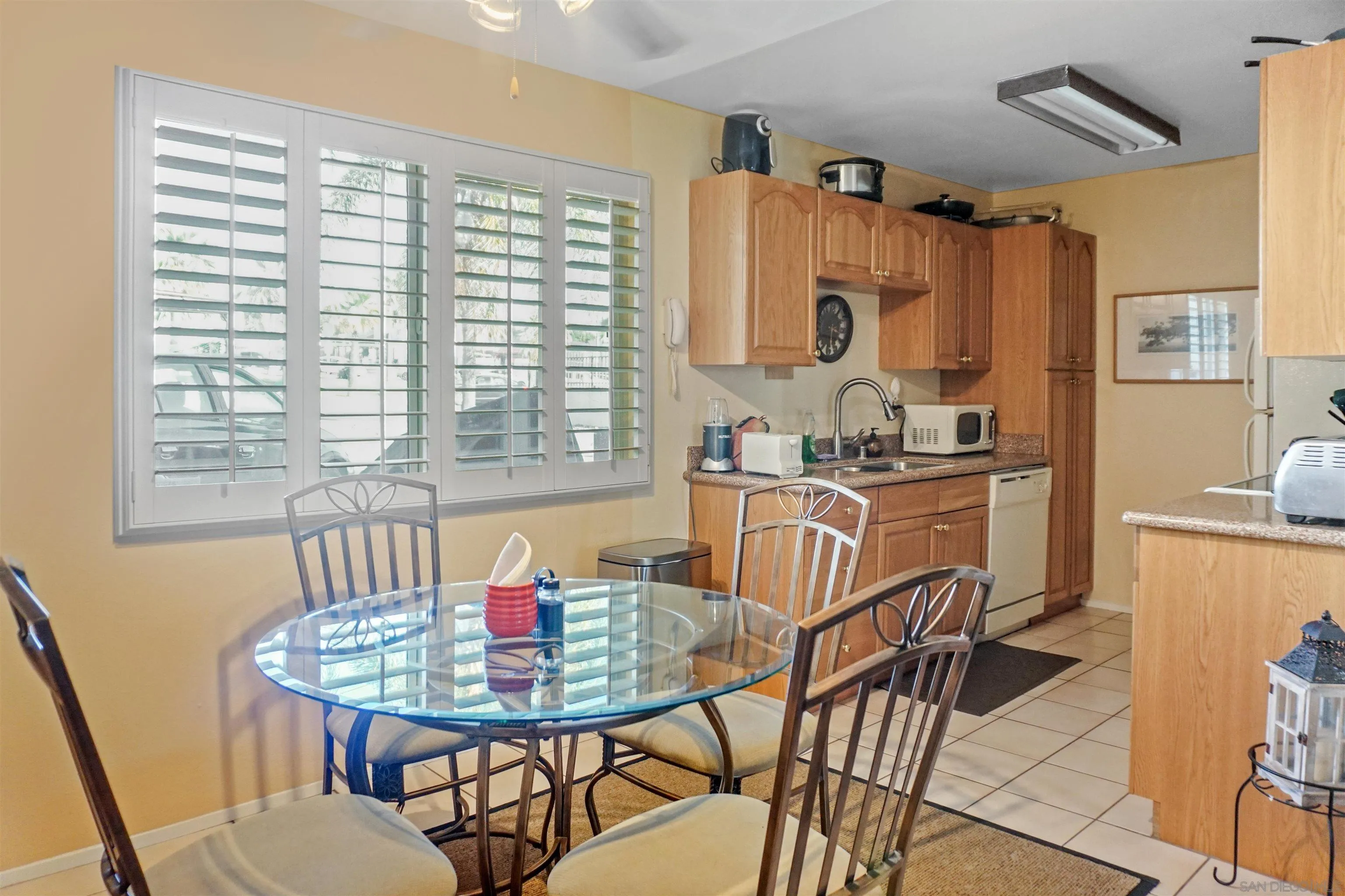 Photo #6: 230021284 Listing 