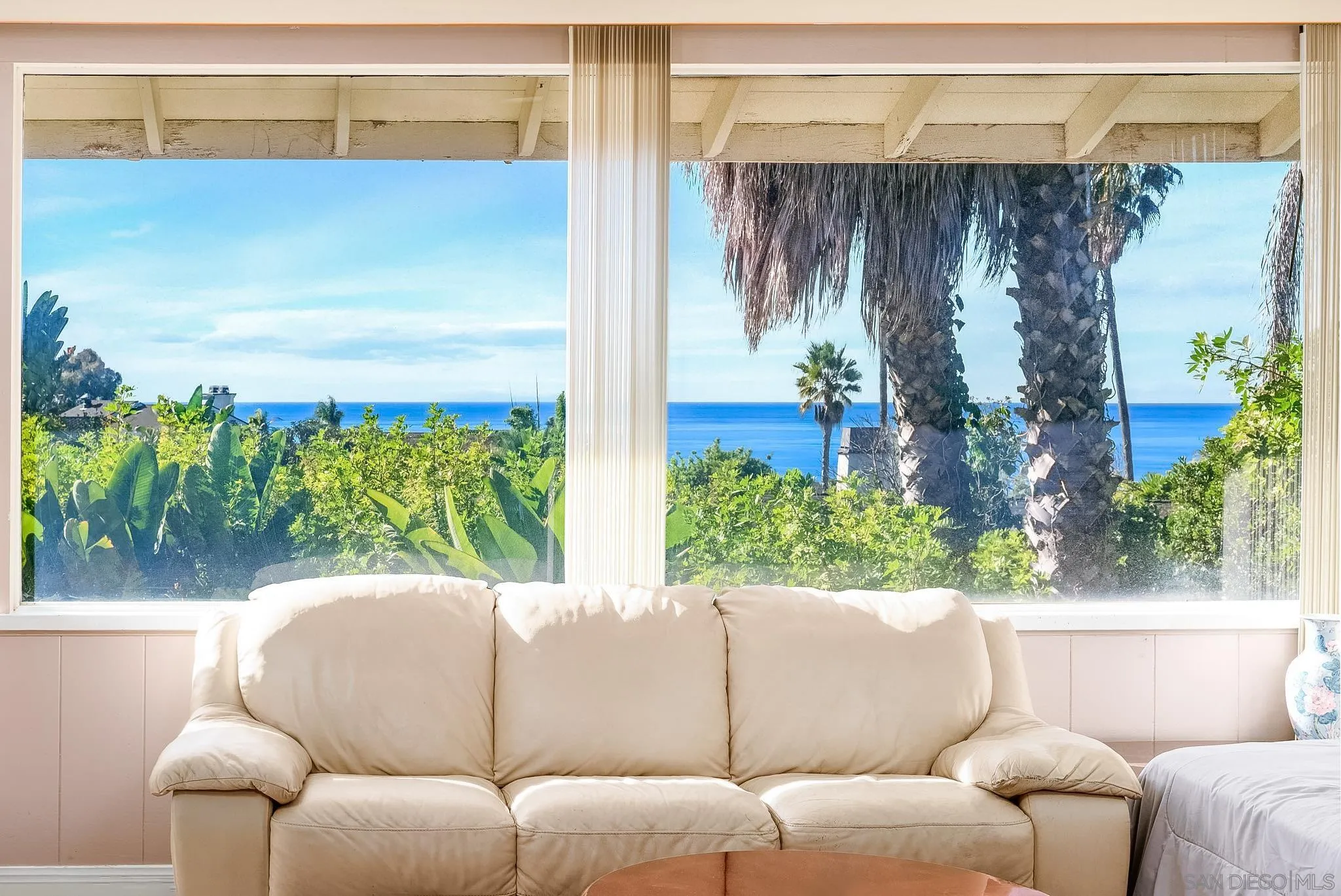 https://cdn.realtyfeed.com/cdn/127/230021350/4a987d40b2b24cc227913082d046f13f.webp