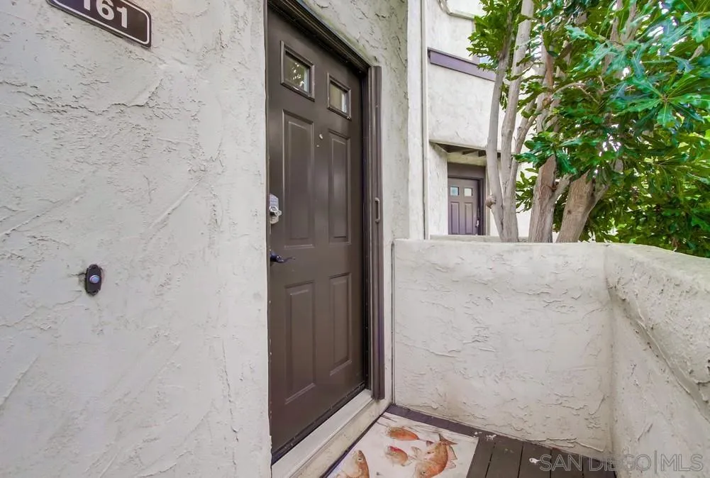 Photo #3: 230021447 Listing 
