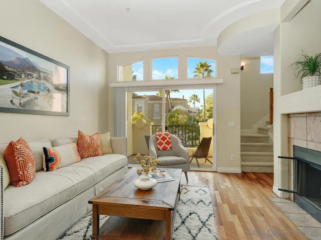 Photo #4: 230021498 Listing 