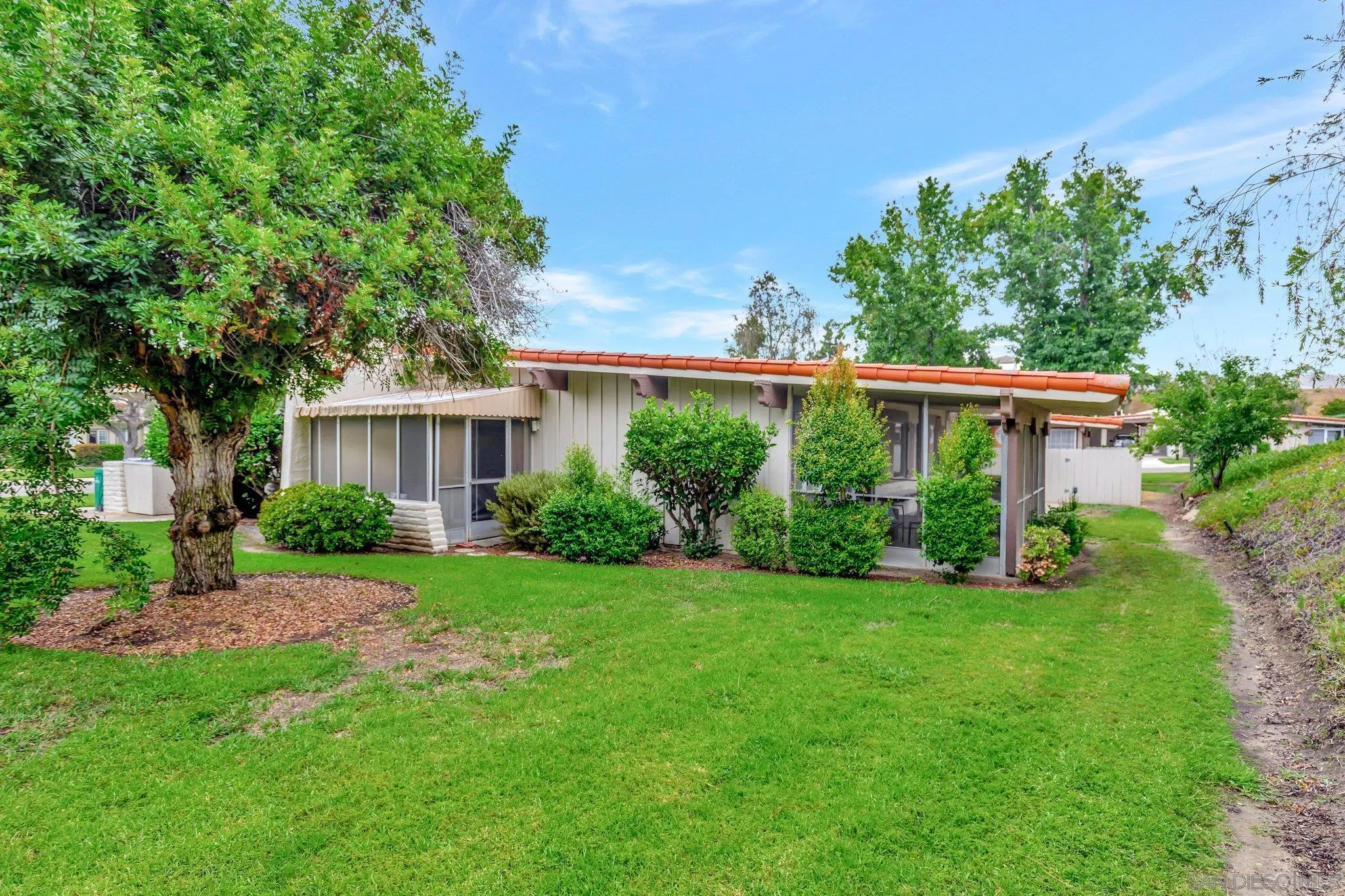 Photo #5: 230021703 Listing 