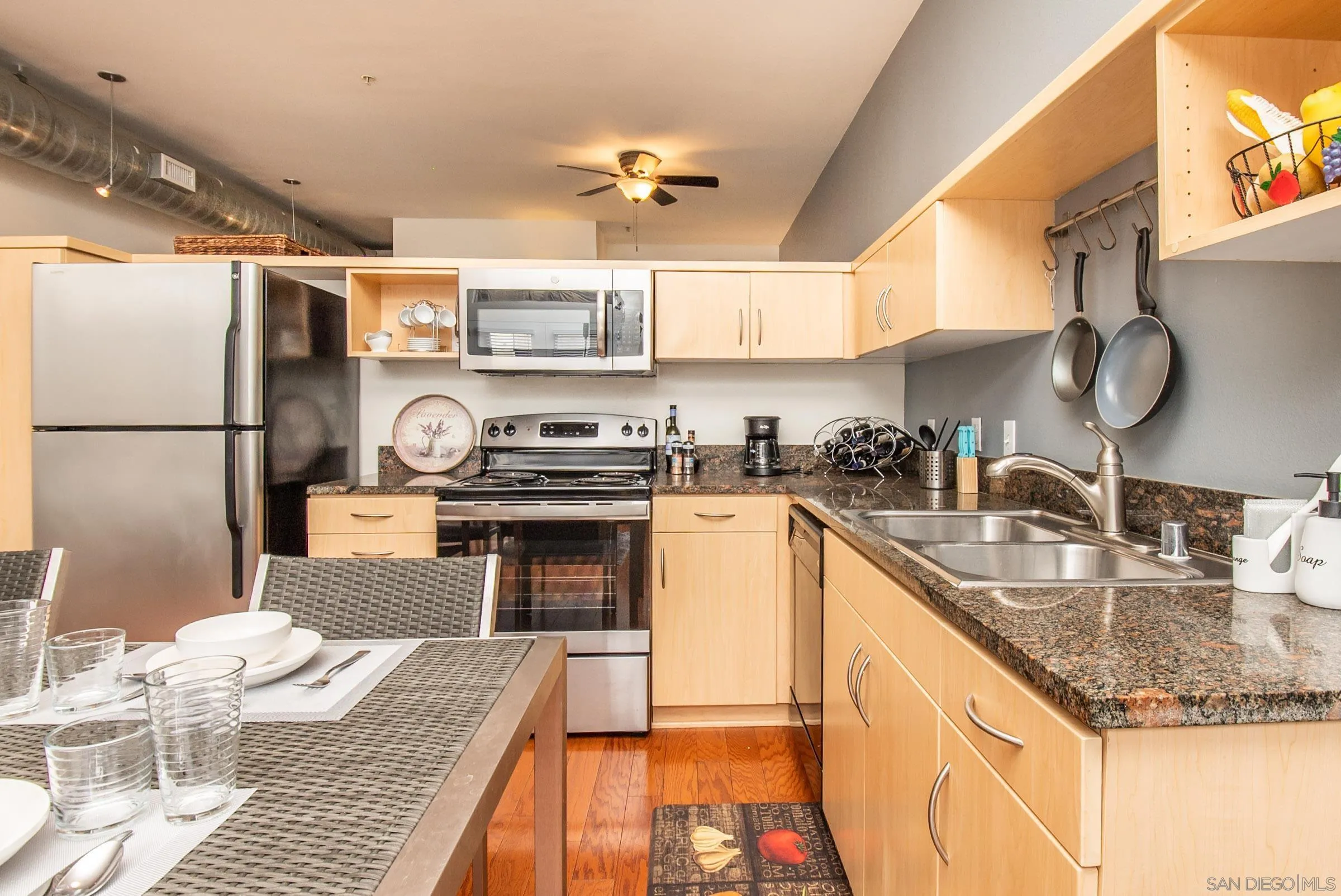 Photo #6: 230021770 Listing 