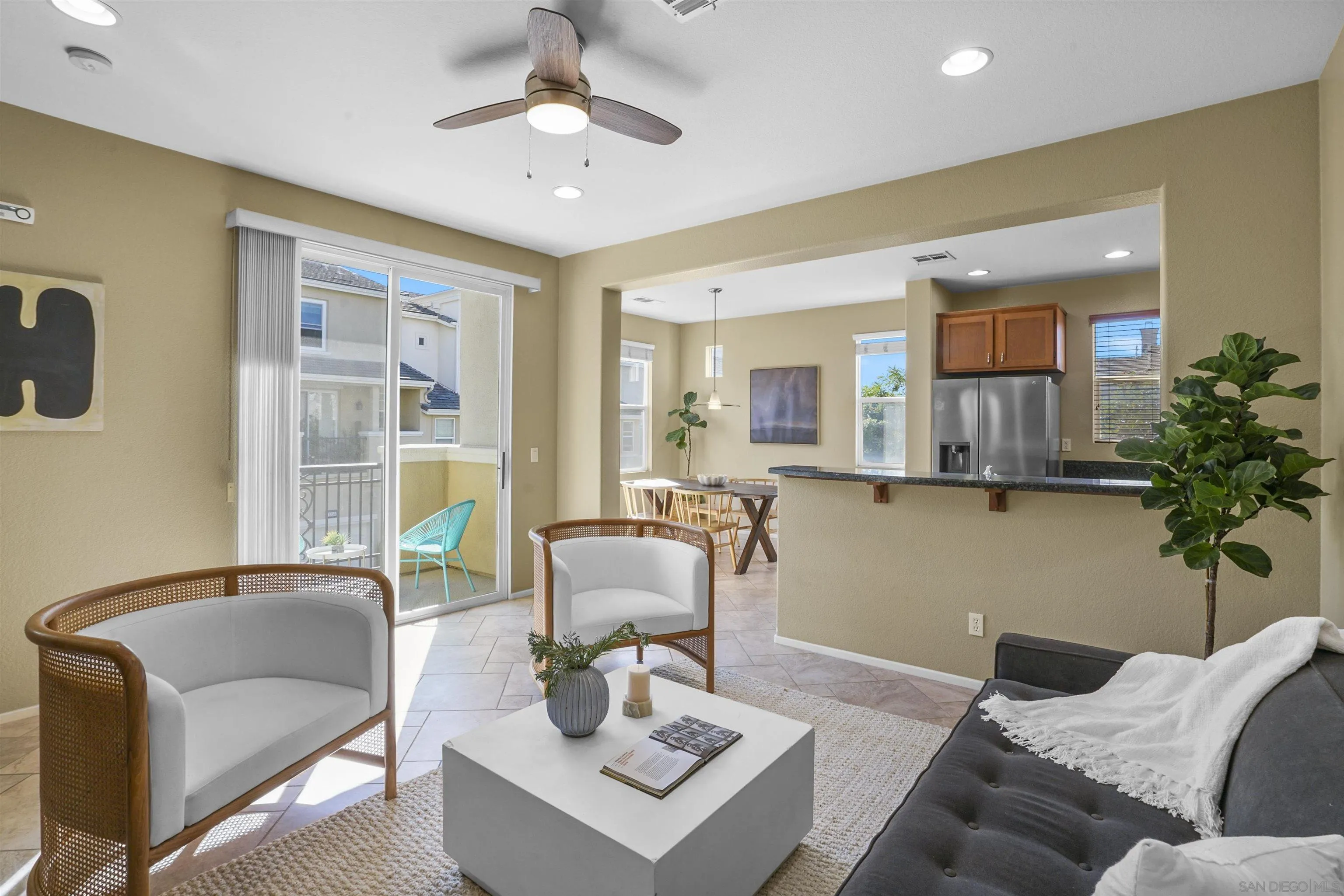 Photo #4: 230021913 Listing 