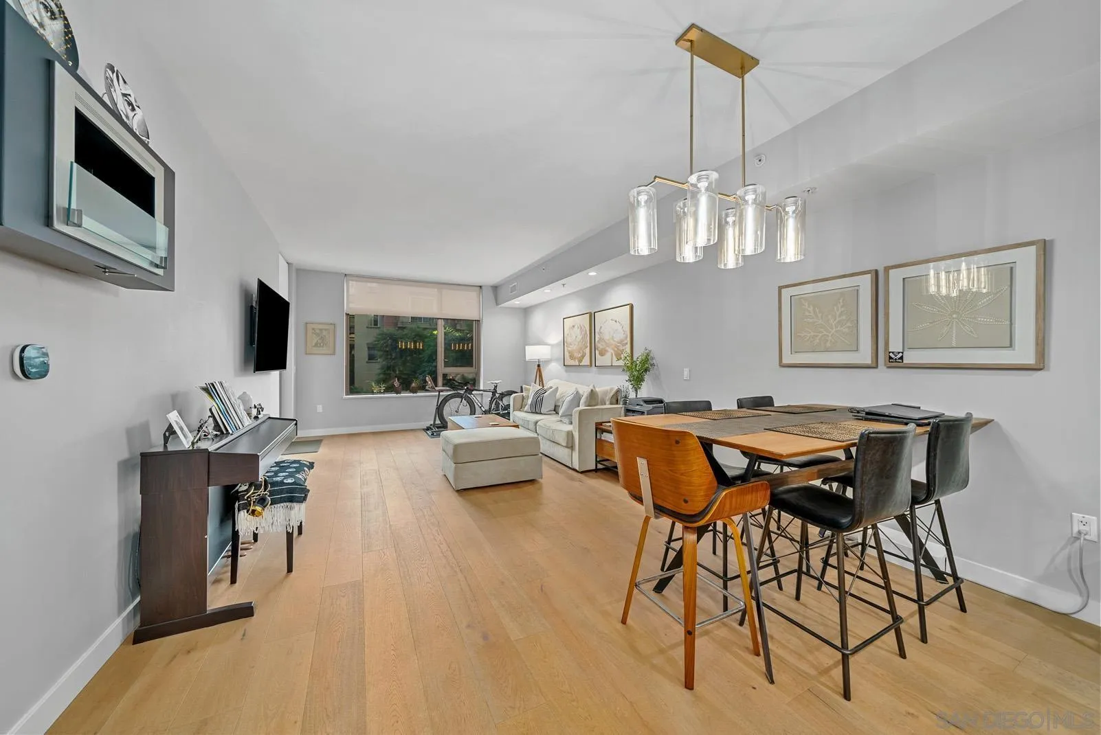 Photo #5: 230021924 Listing 