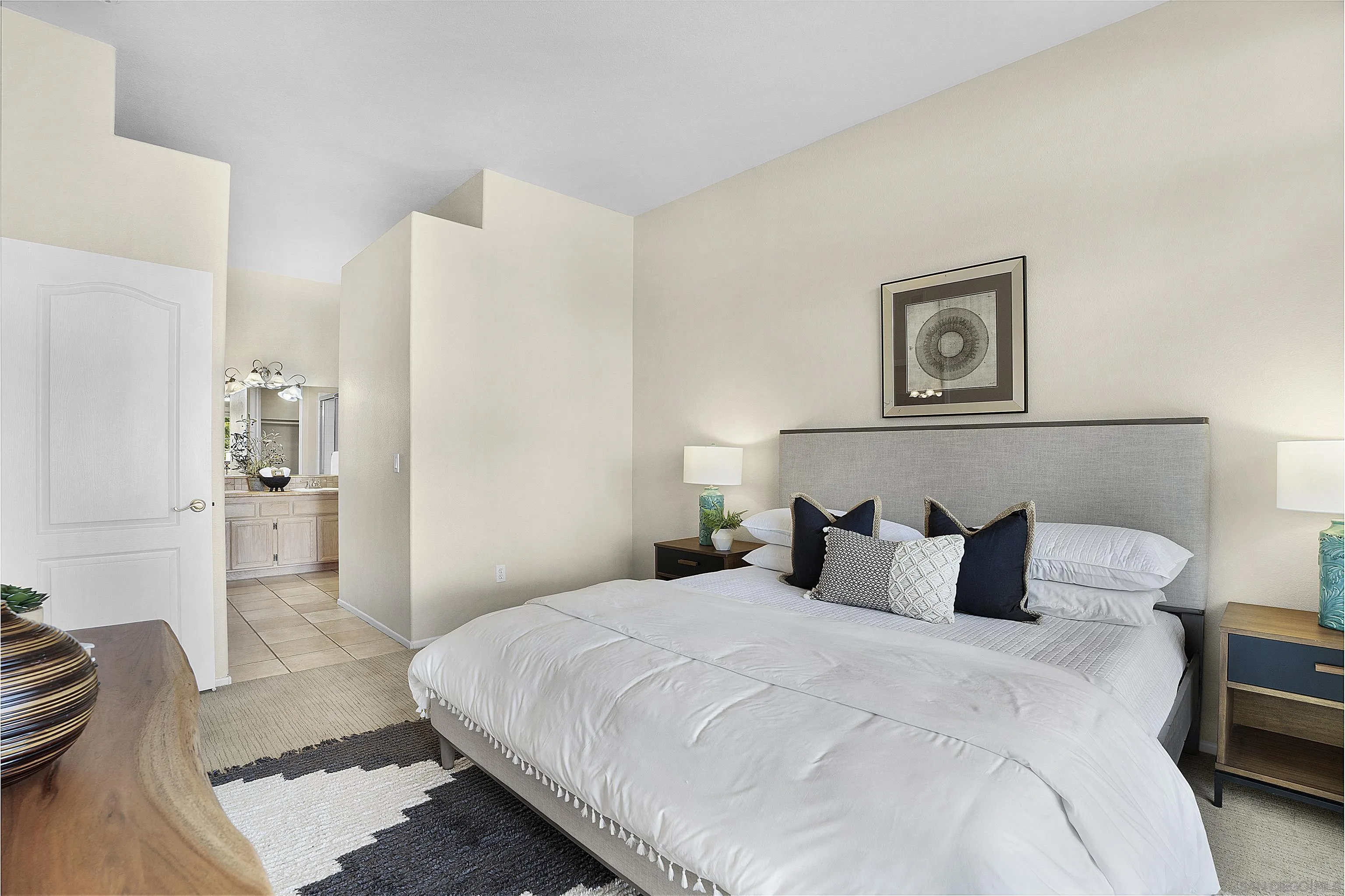 Photo #3: 230022034 Listing 