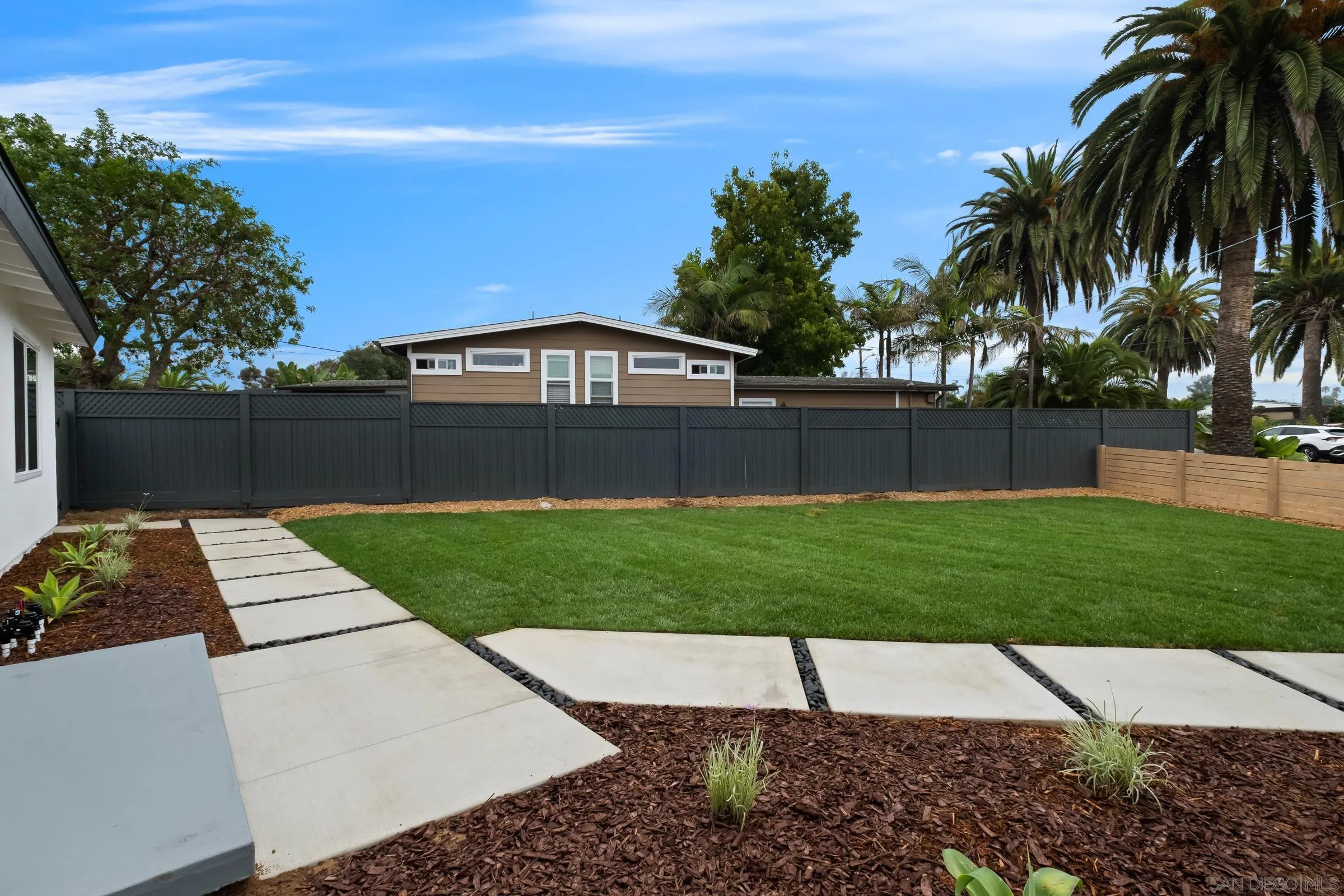 https://cdn.realtyfeed.com/cdn/127/230022066/54160651643843030bbbf79952742f52.webp