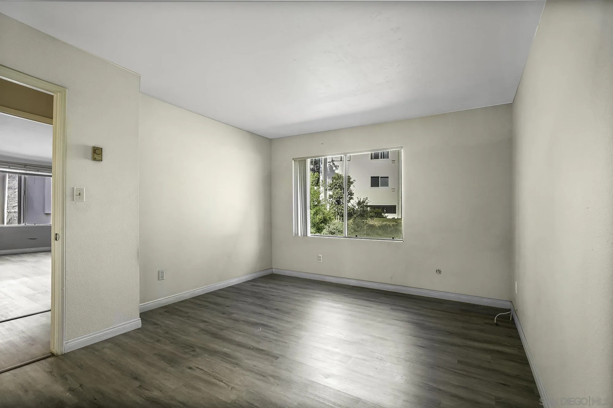 https://cdn.realtyfeed.com/cdn/127/230022283/ad87fe699547b62990c7ad88ff7912b6.webp