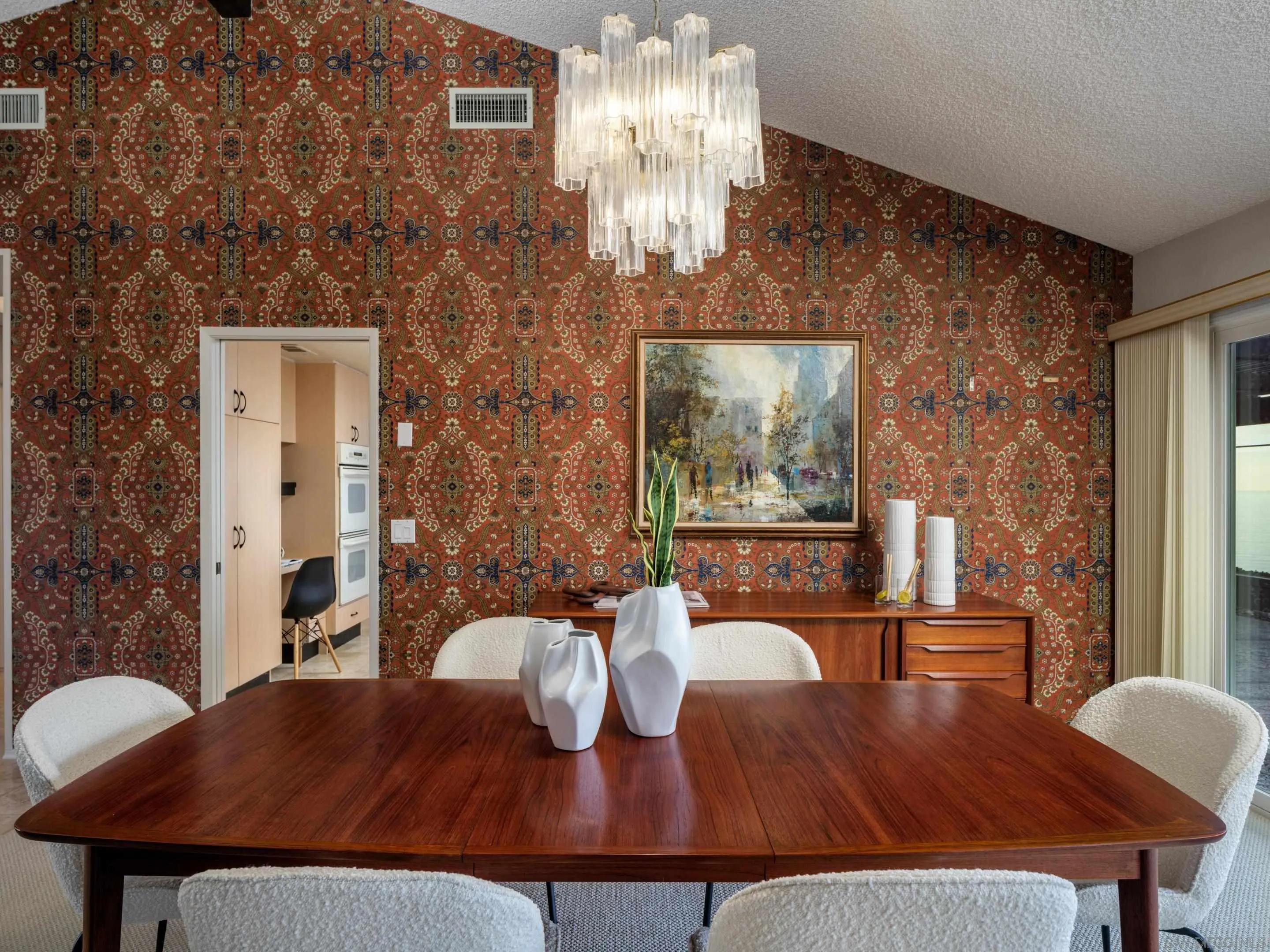 https://cdn.realtyfeed.com/cdn/127/230022368/31b3f11dd04bddb614cab3135116c616.webp