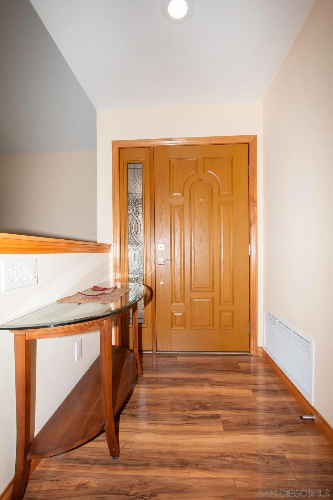 Photo #3: 230022402 Listing 