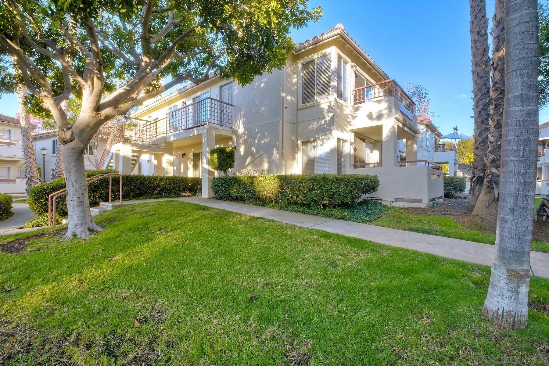 Photo #3: 230022524 Listing 