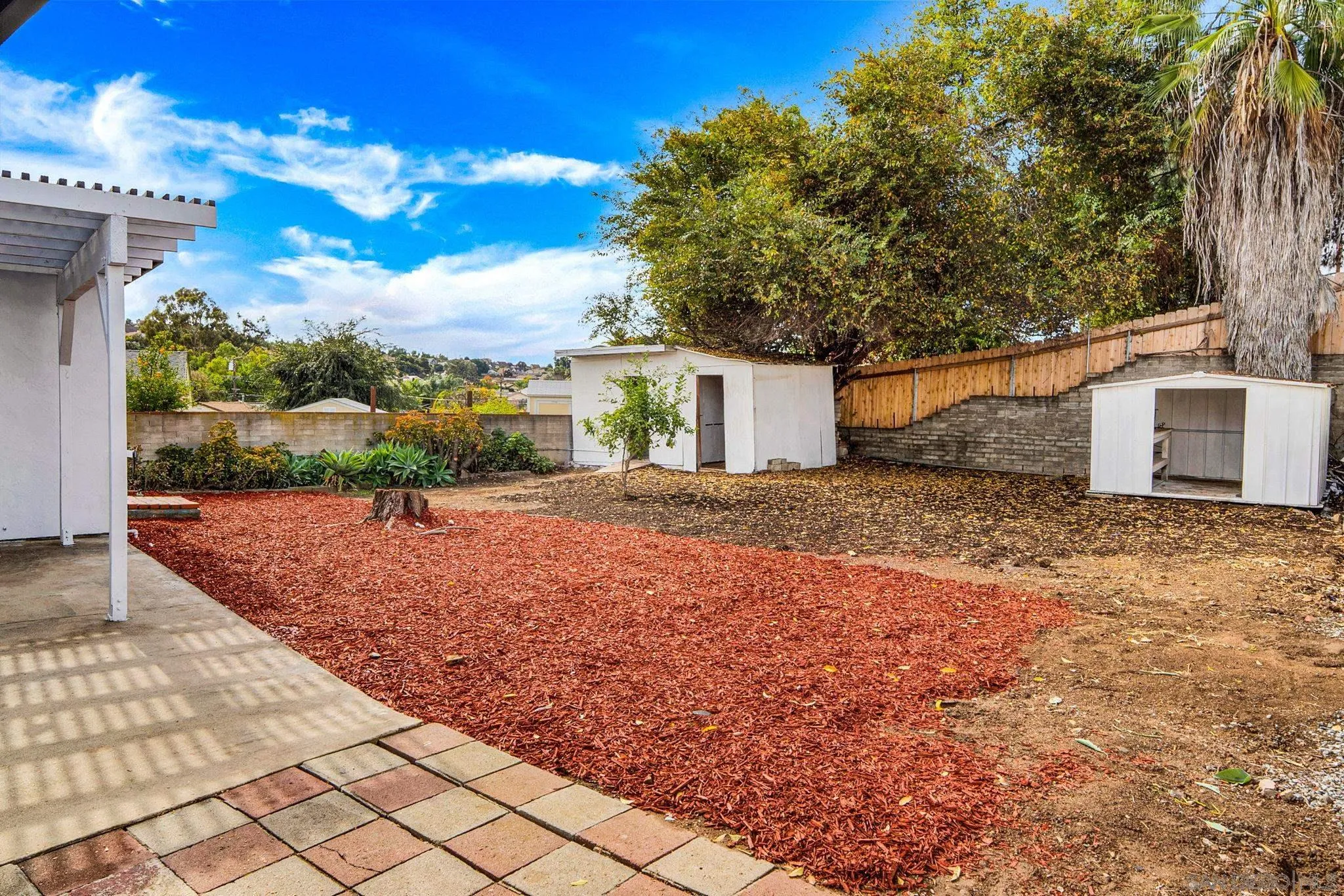 https://cdn.realtyfeed.com/cdn/127/230022627/5953b698f537133033a214075340d12b.webp