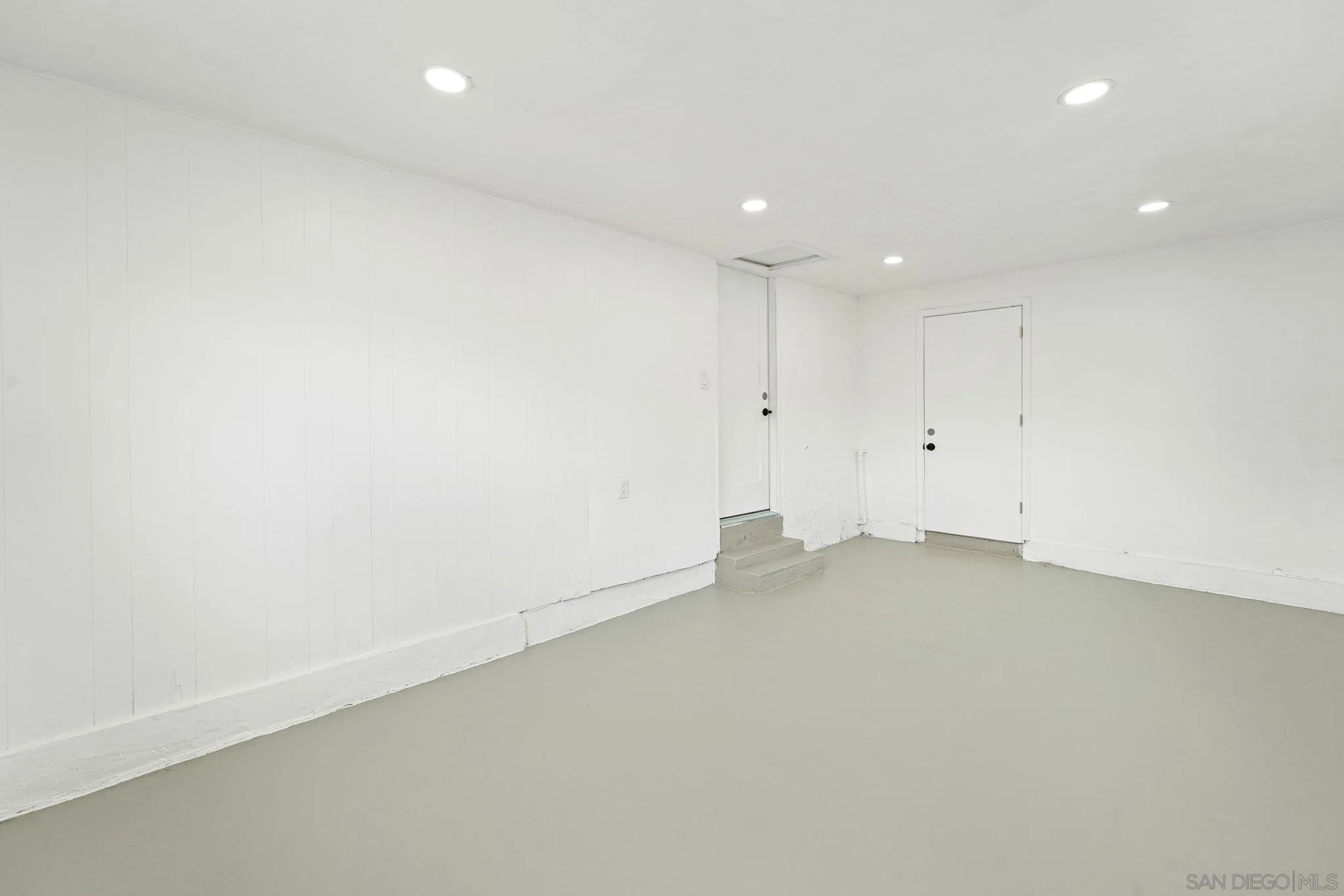 https://cdn.realtyfeed.com/cdn/127/230022627/bdf576d8c33162b70ac3f18e9baa89b5.webp