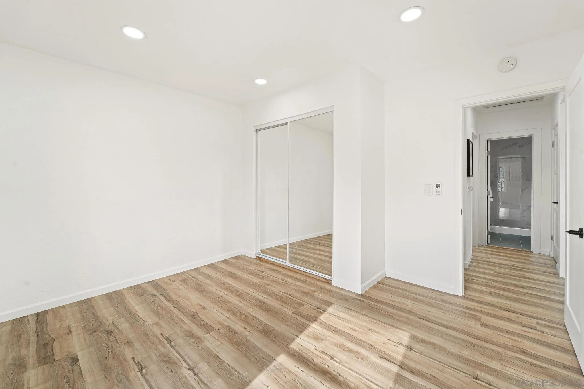 https://cdn.realtyfeed.com/cdn/127/230022627/c28f7ec6e9a4fd42268d77d5034f0843.webp