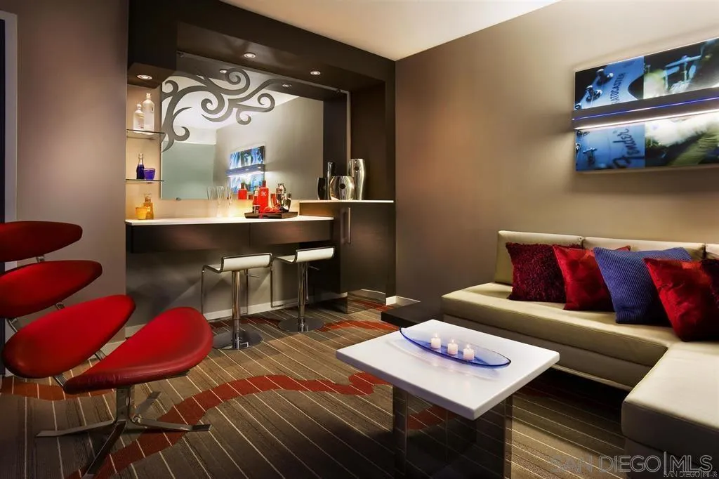 Photo #3: 230022658 Listing 