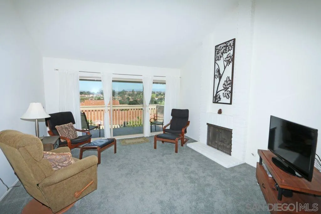 Photo #2: 230022747 Listing 