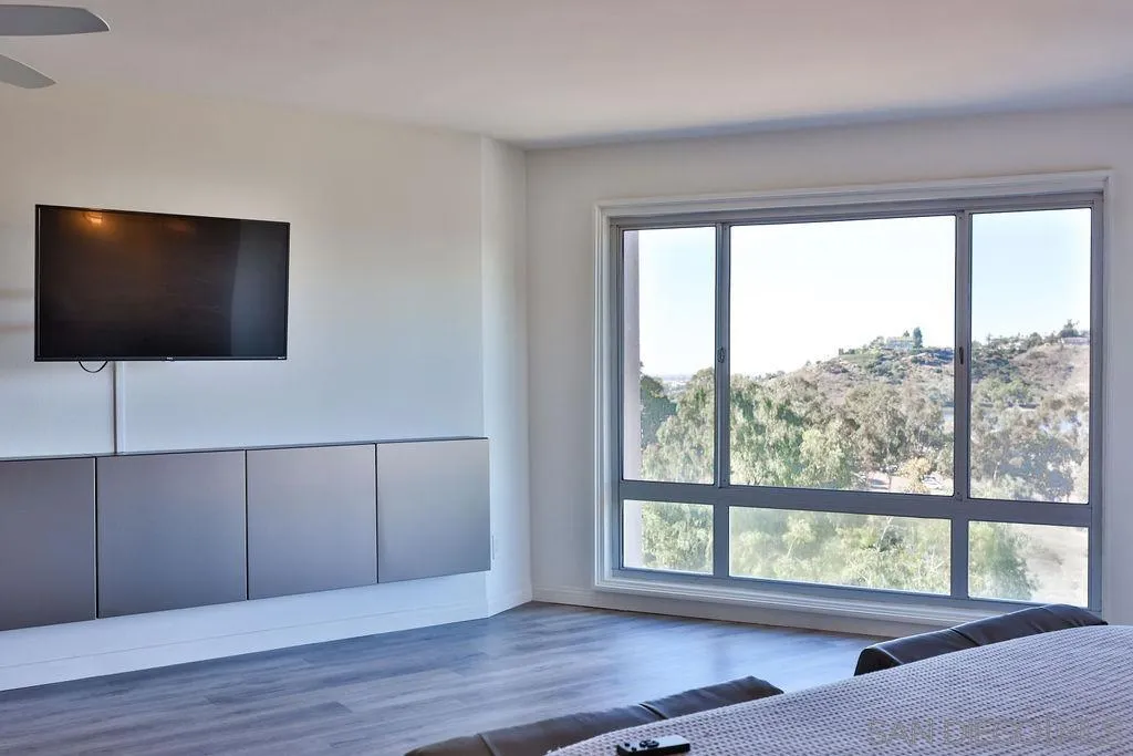 Photo #2: 230022918 Listing 