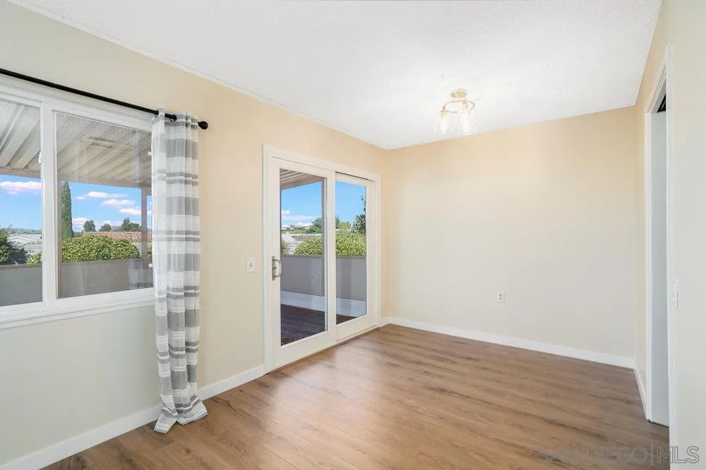https://cdn.realtyfeed.com/cdn/127/230022931/1d7bcce9c1fe751230097840700545d1.webp