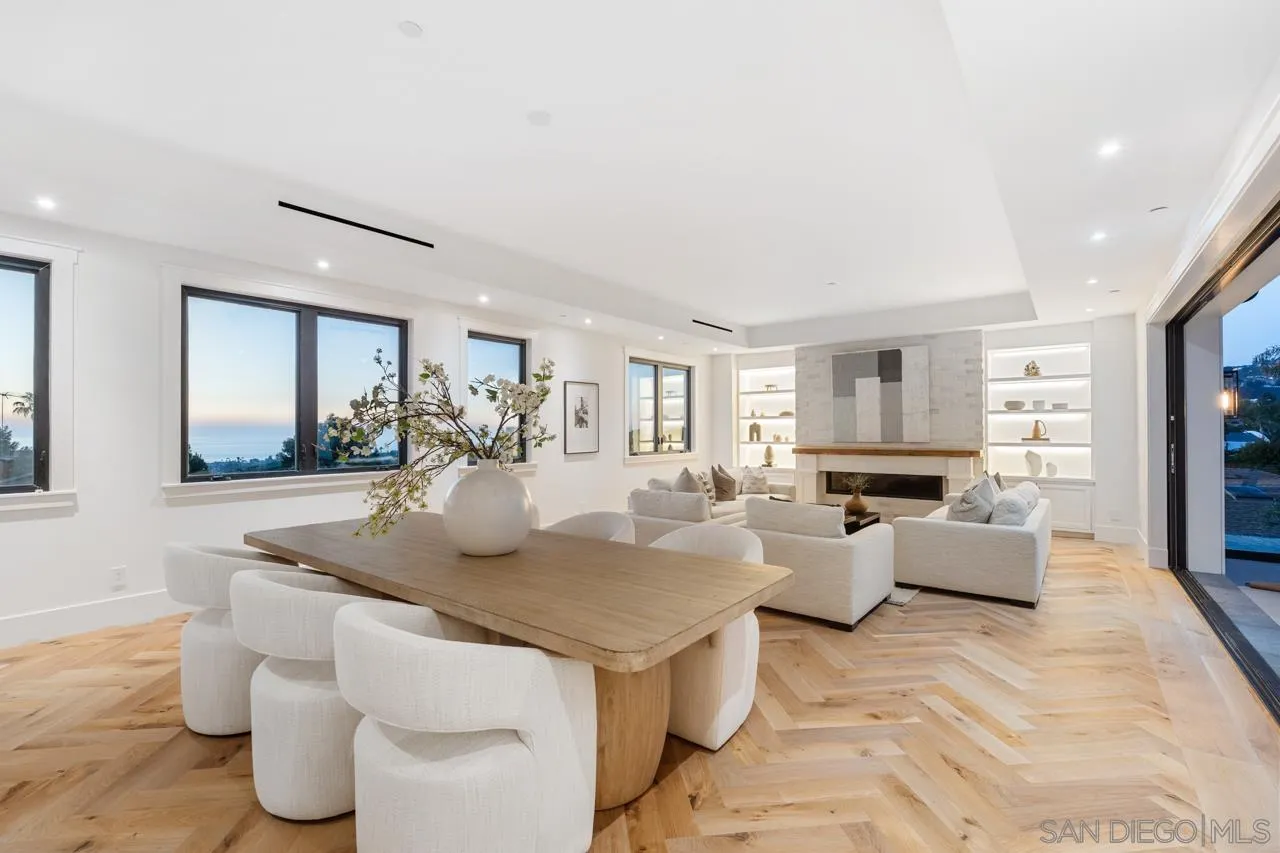 https://cdn.realtyfeed.com/cdn/127/230022964/194e14148170bed1d58cac9c9d2c0beb.webp