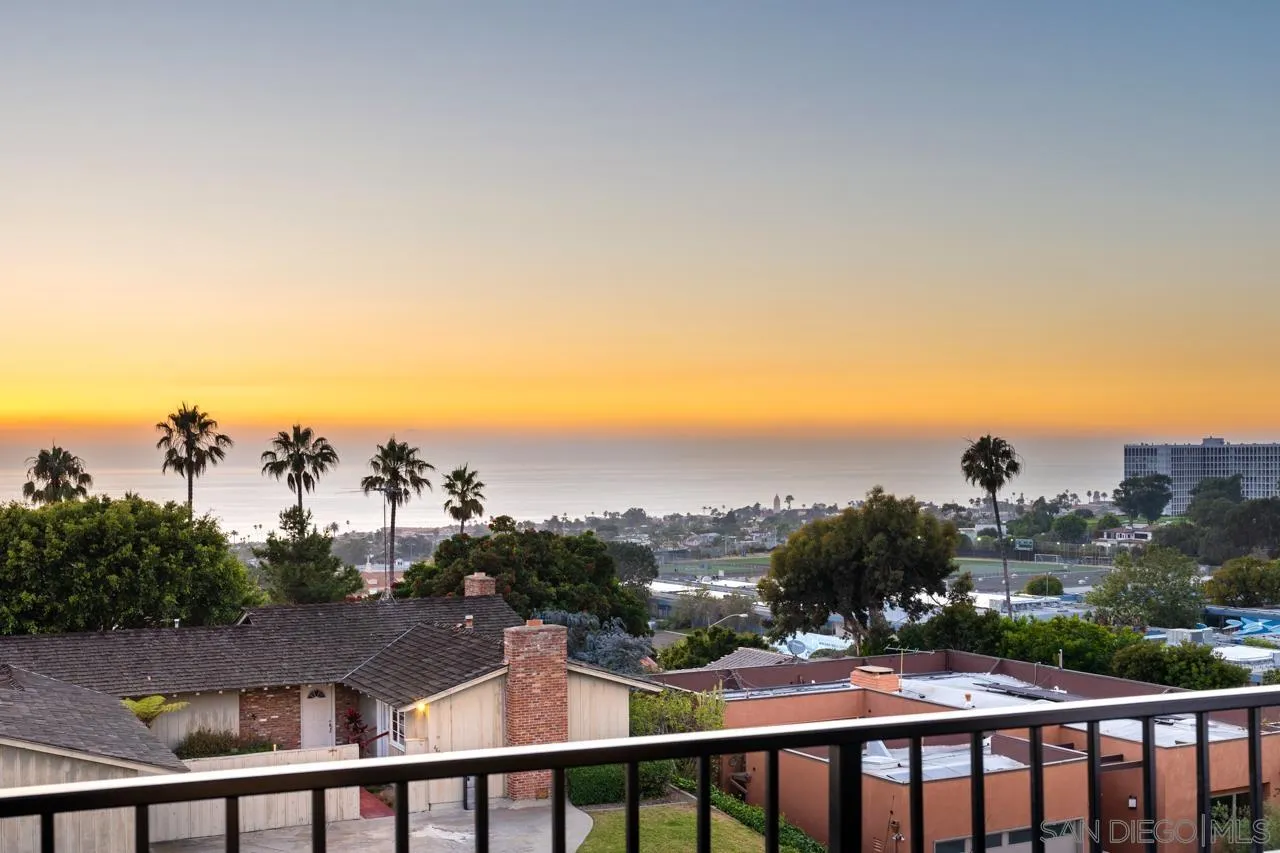 https://cdn.realtyfeed.com/cdn/127/230022964/3835b15371a75275f97fd1857153e789.webp
